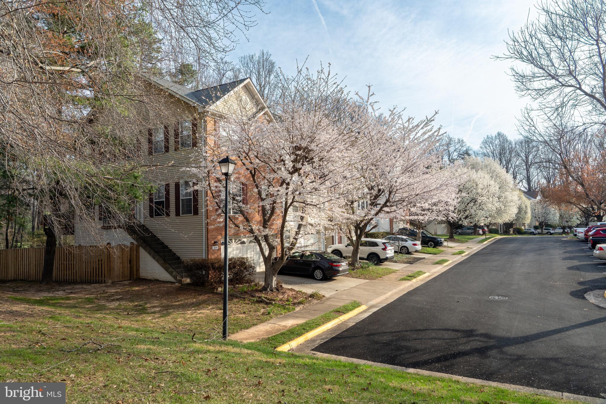 FAIRFAX RIDGE - Residential