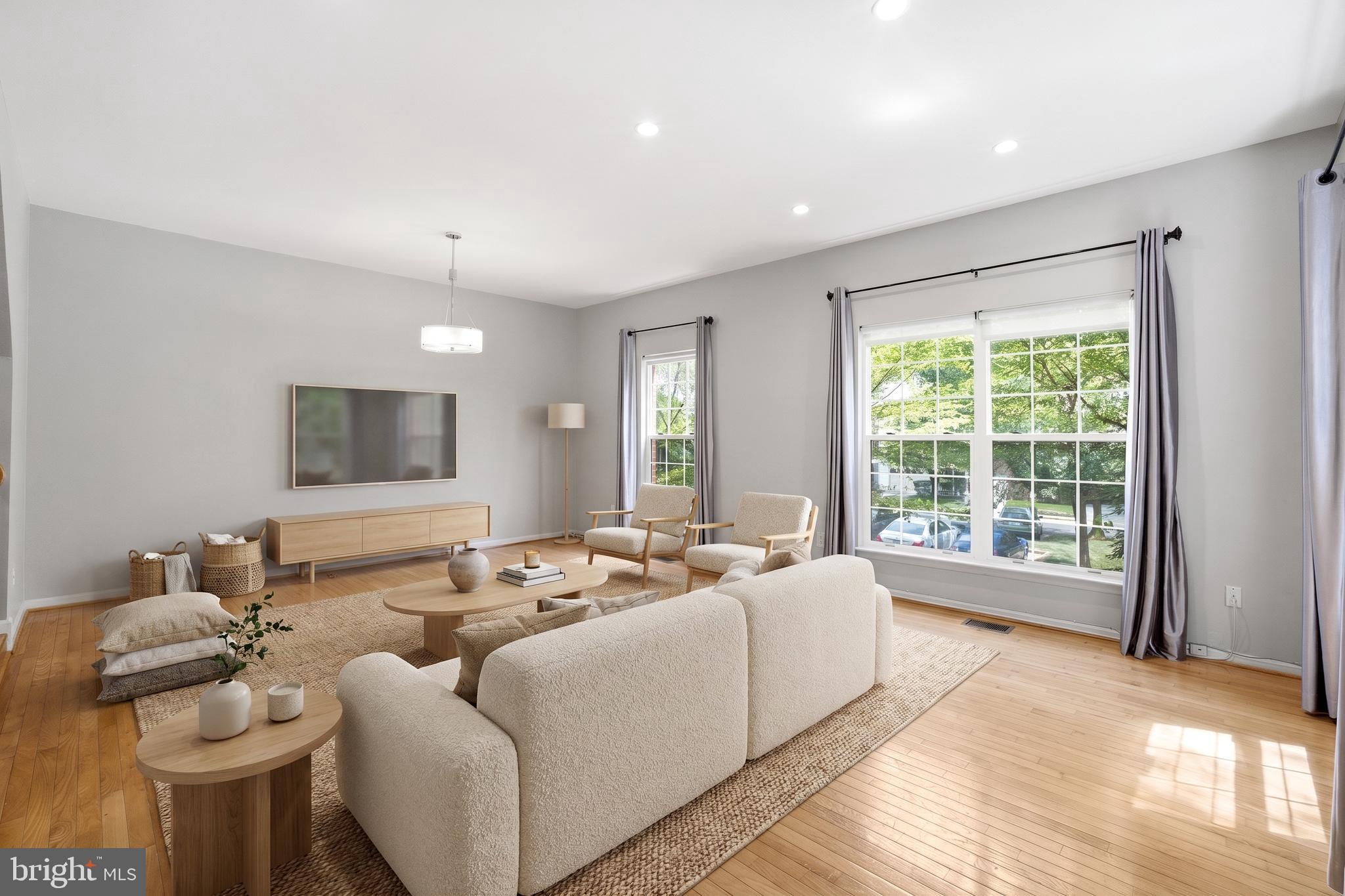 FAIRFAX RIDGE - Residential
