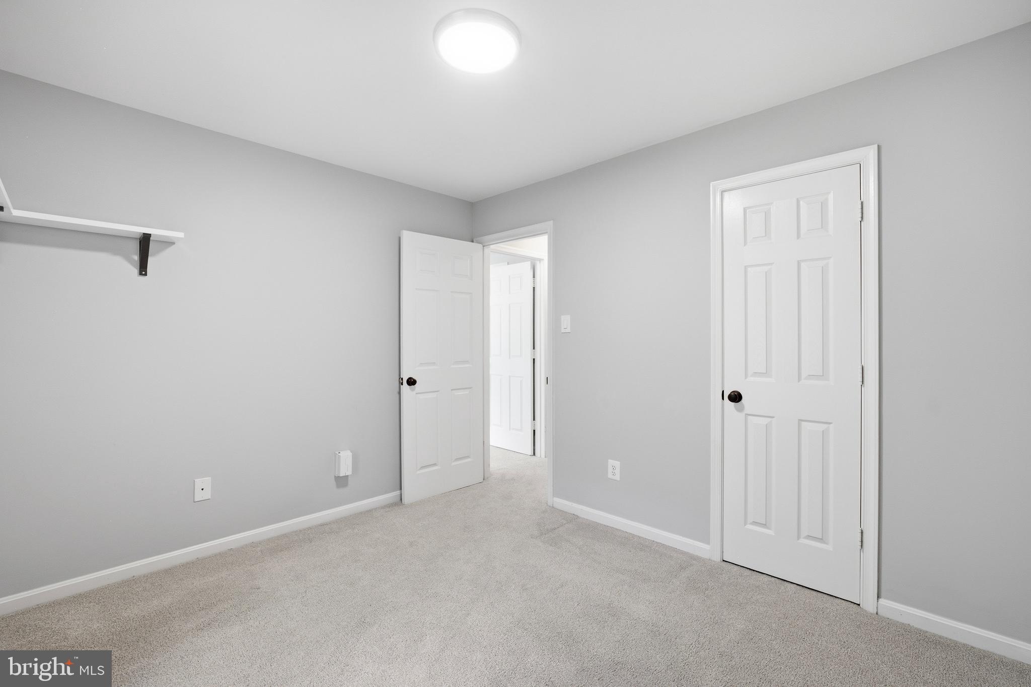 FAIRFAX RIDGE - Residential