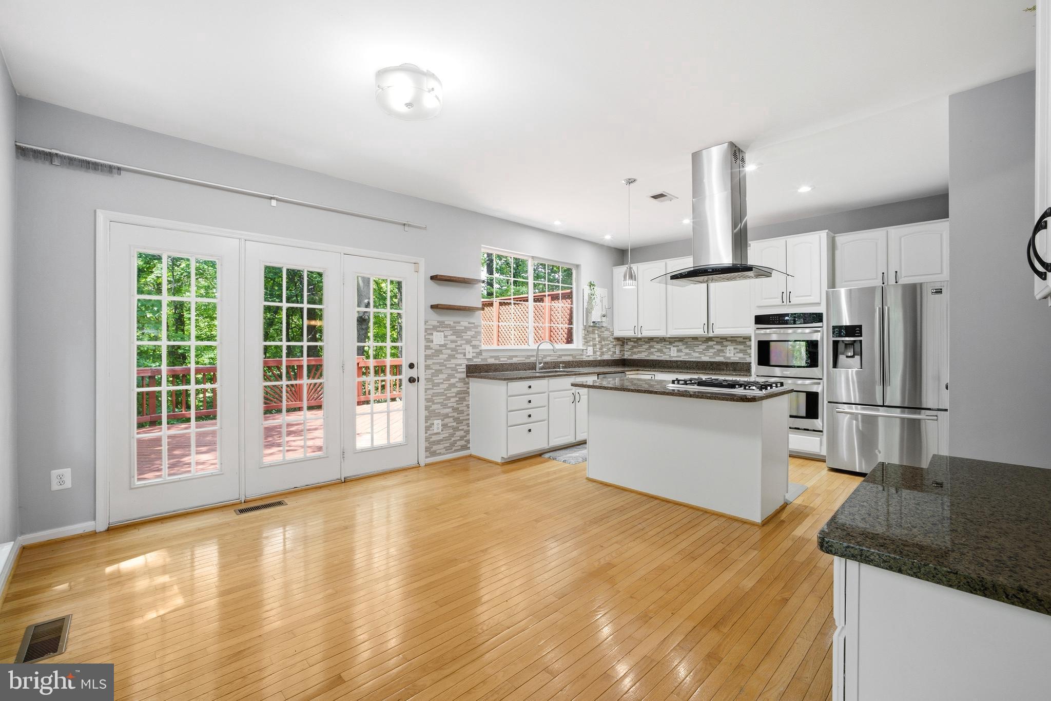 FAIRFAX RIDGE - Residential