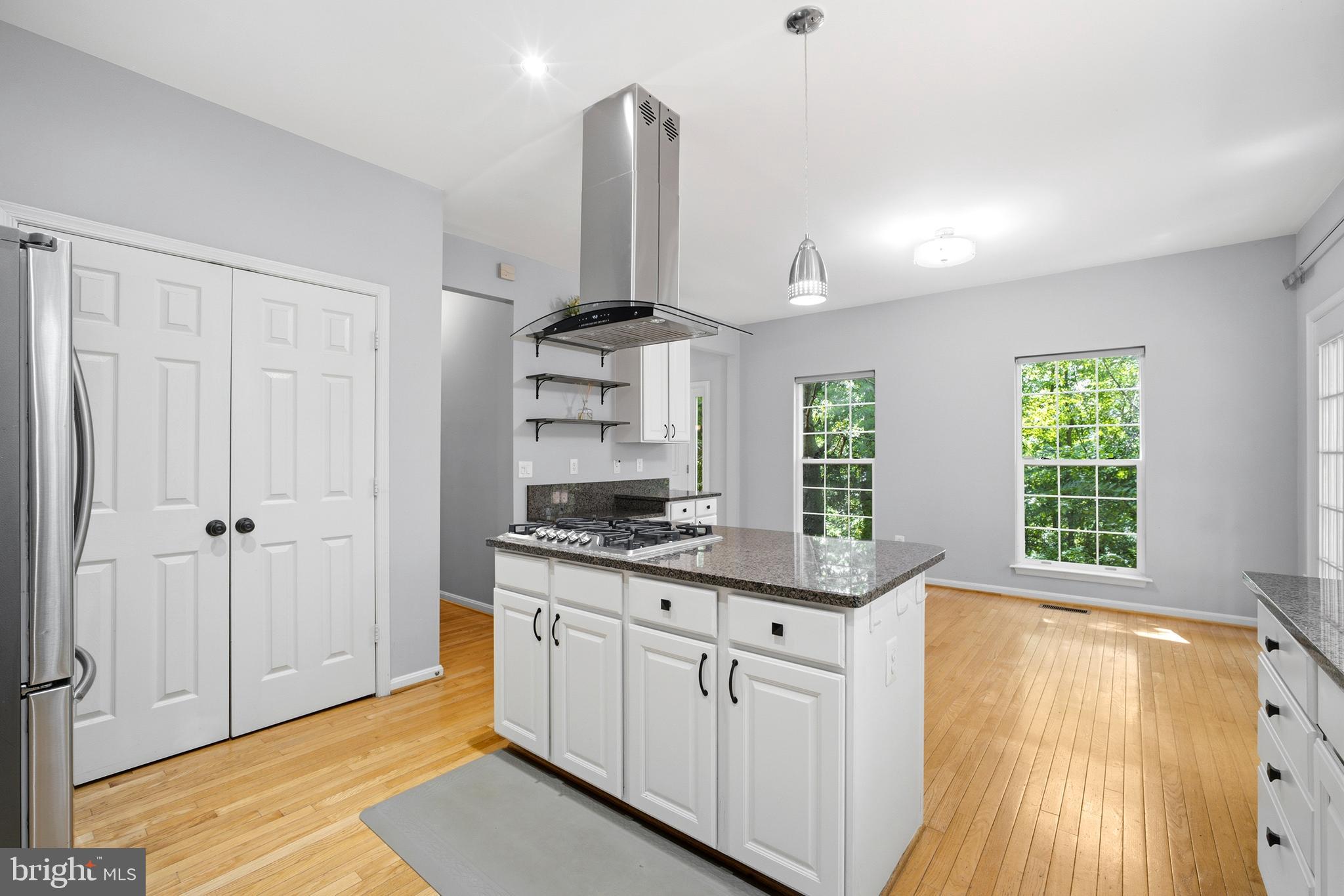 FAIRFAX RIDGE - Residential