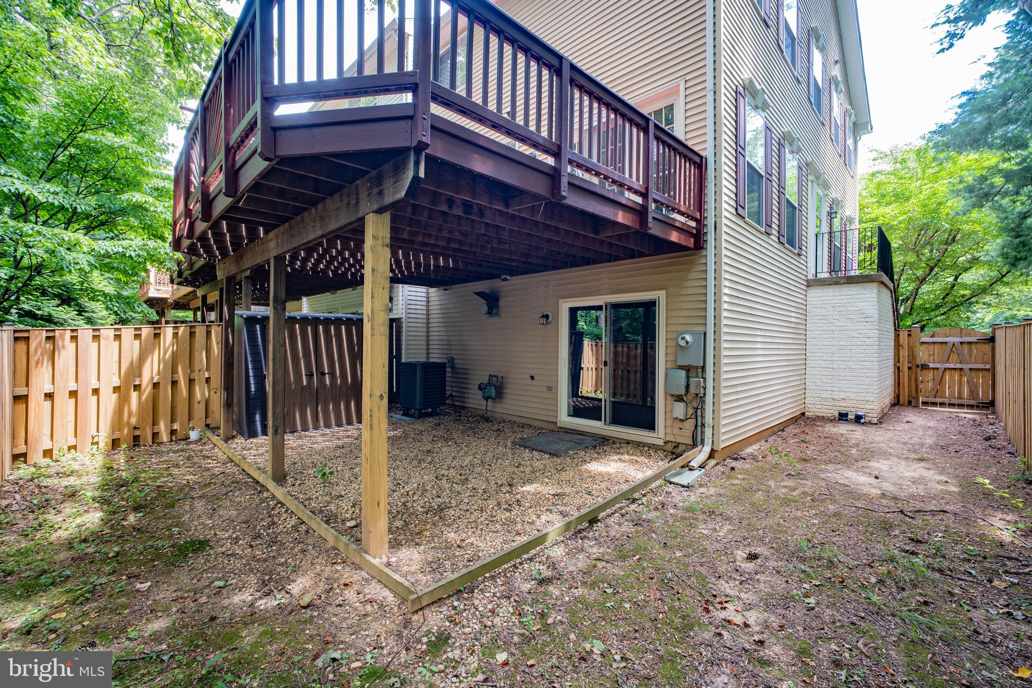 FAIRFAX RIDGE - Residential