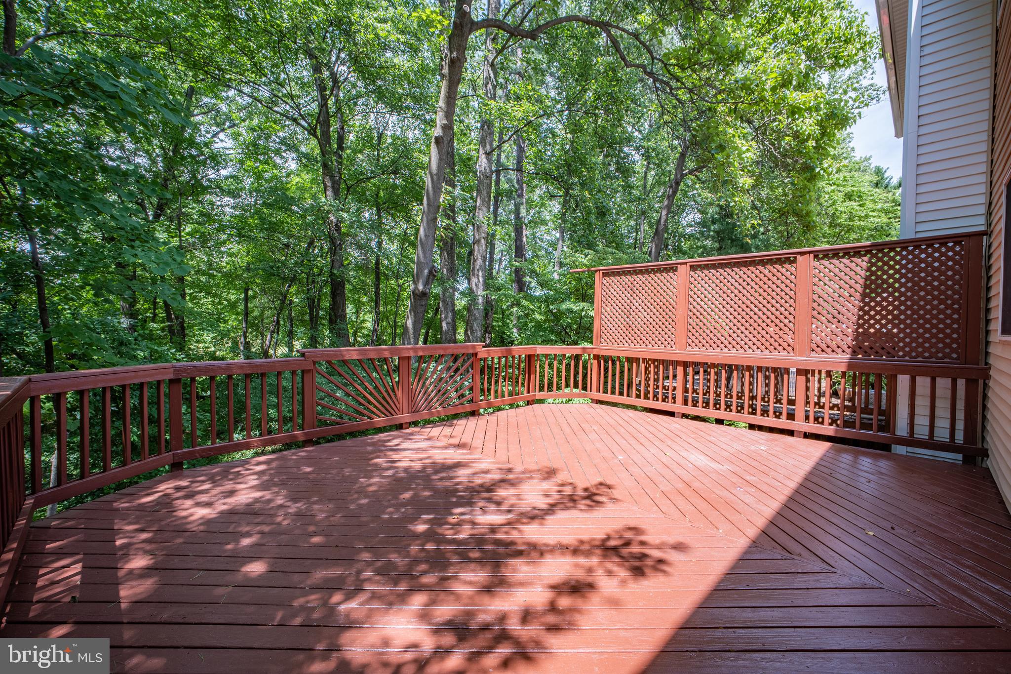 FAIRFAX RIDGE - Residential