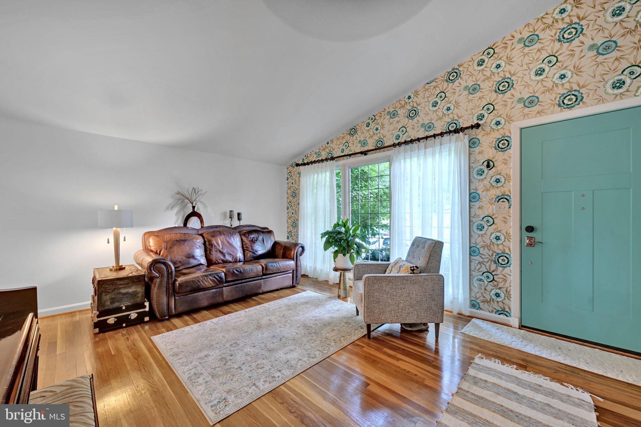 GREENWOOD KNOLLS - Residential