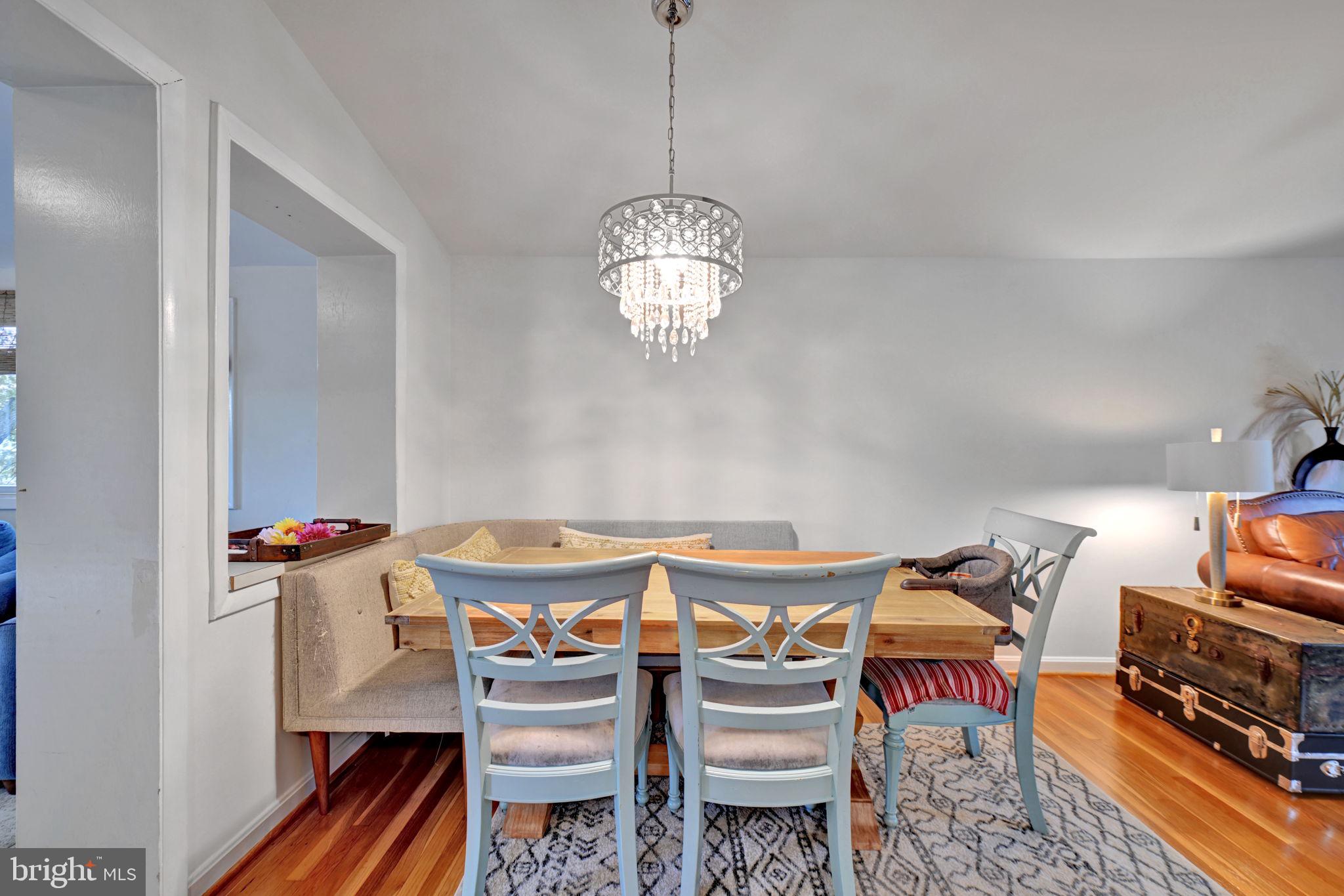 GREENWOOD KNOLLS - Residential