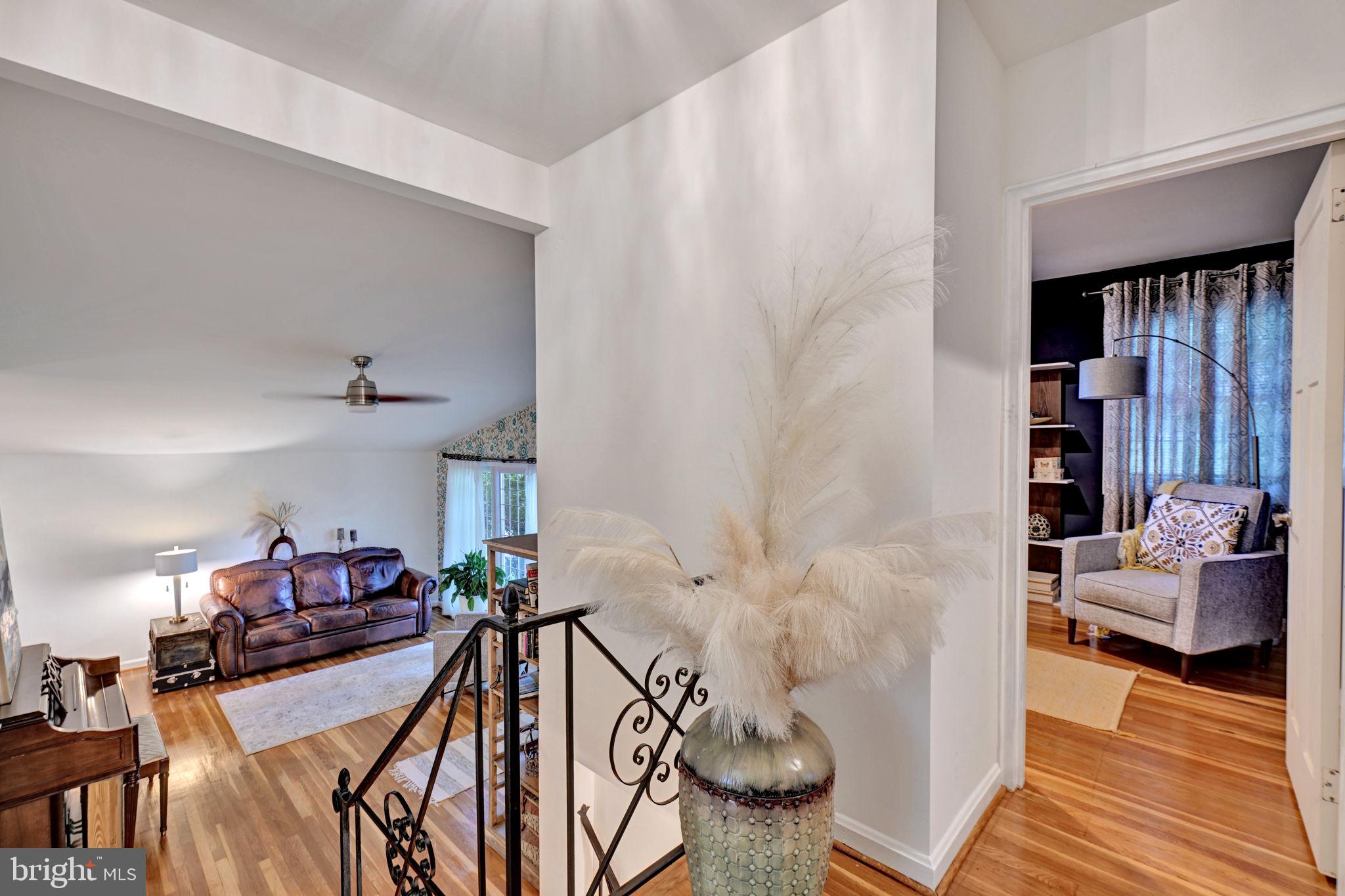 GREENWOOD KNOLLS - Residential