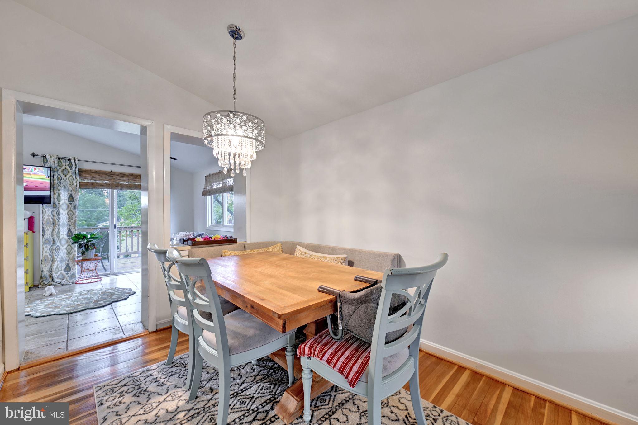 GREENWOOD KNOLLS - Residential