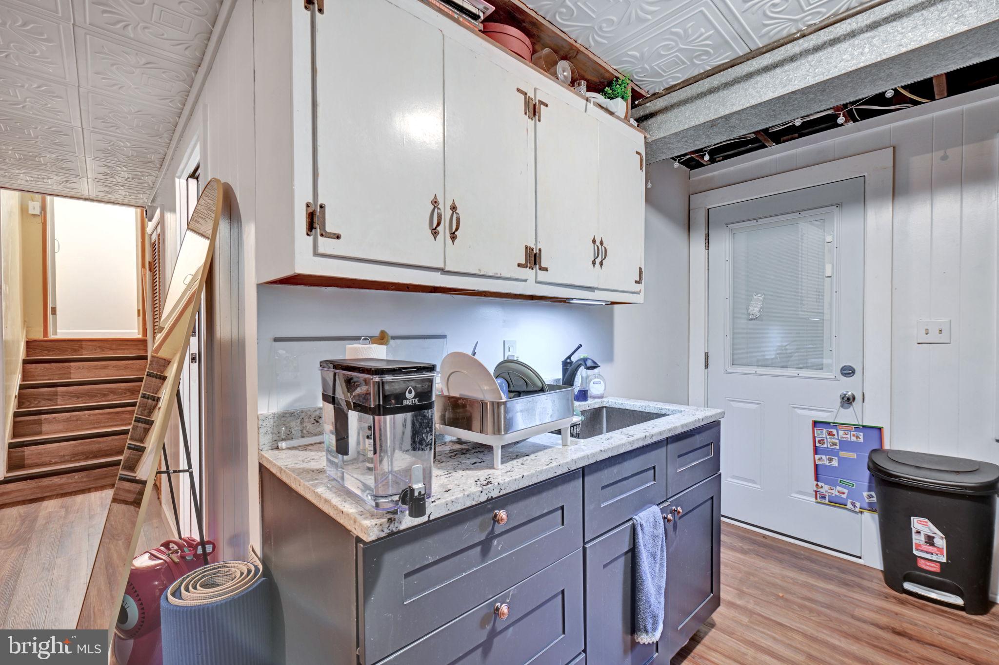 GREENWOOD KNOLLS - Residential