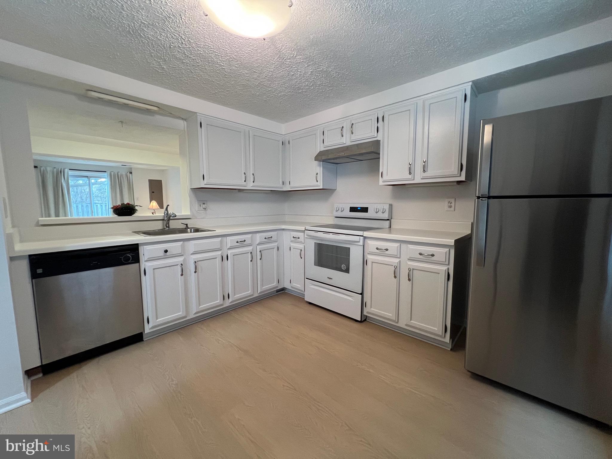 GREEN HOLLY WOODS PLAT T - Residential