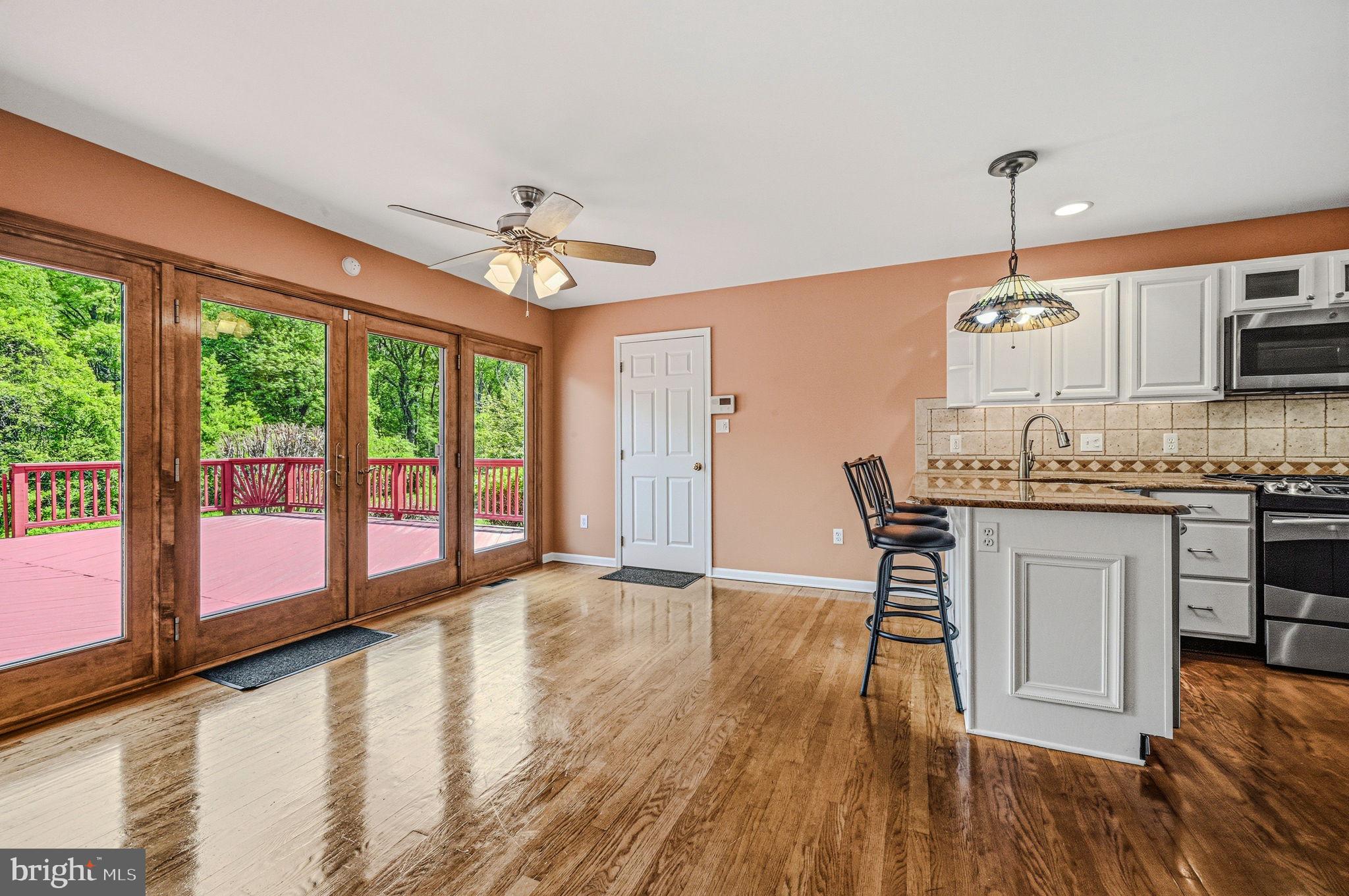 MANSION FARMS - Residential