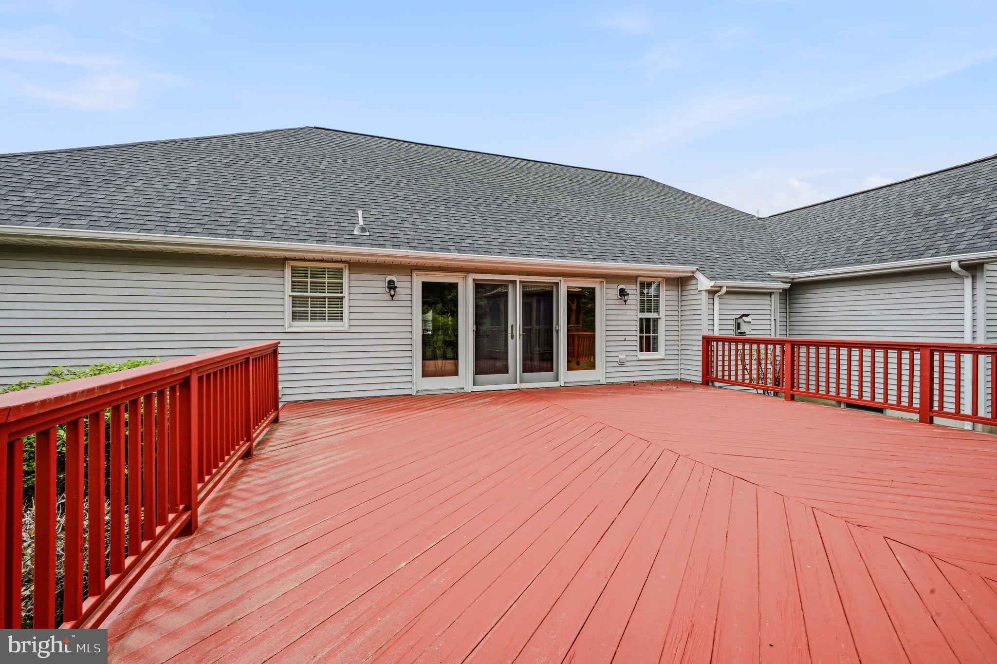 MANSION FARMS - Residential