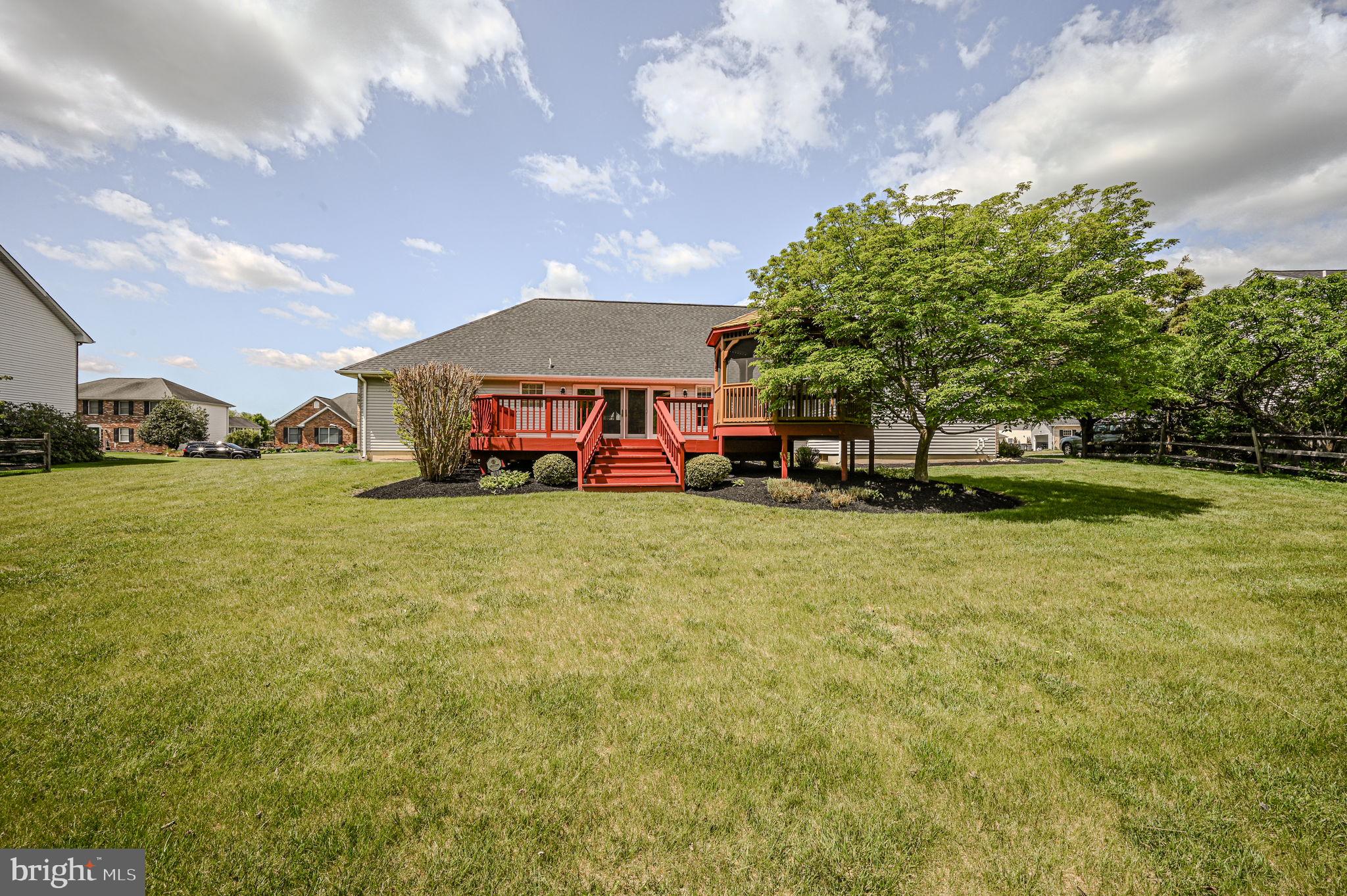 MANSION FARMS - Residential