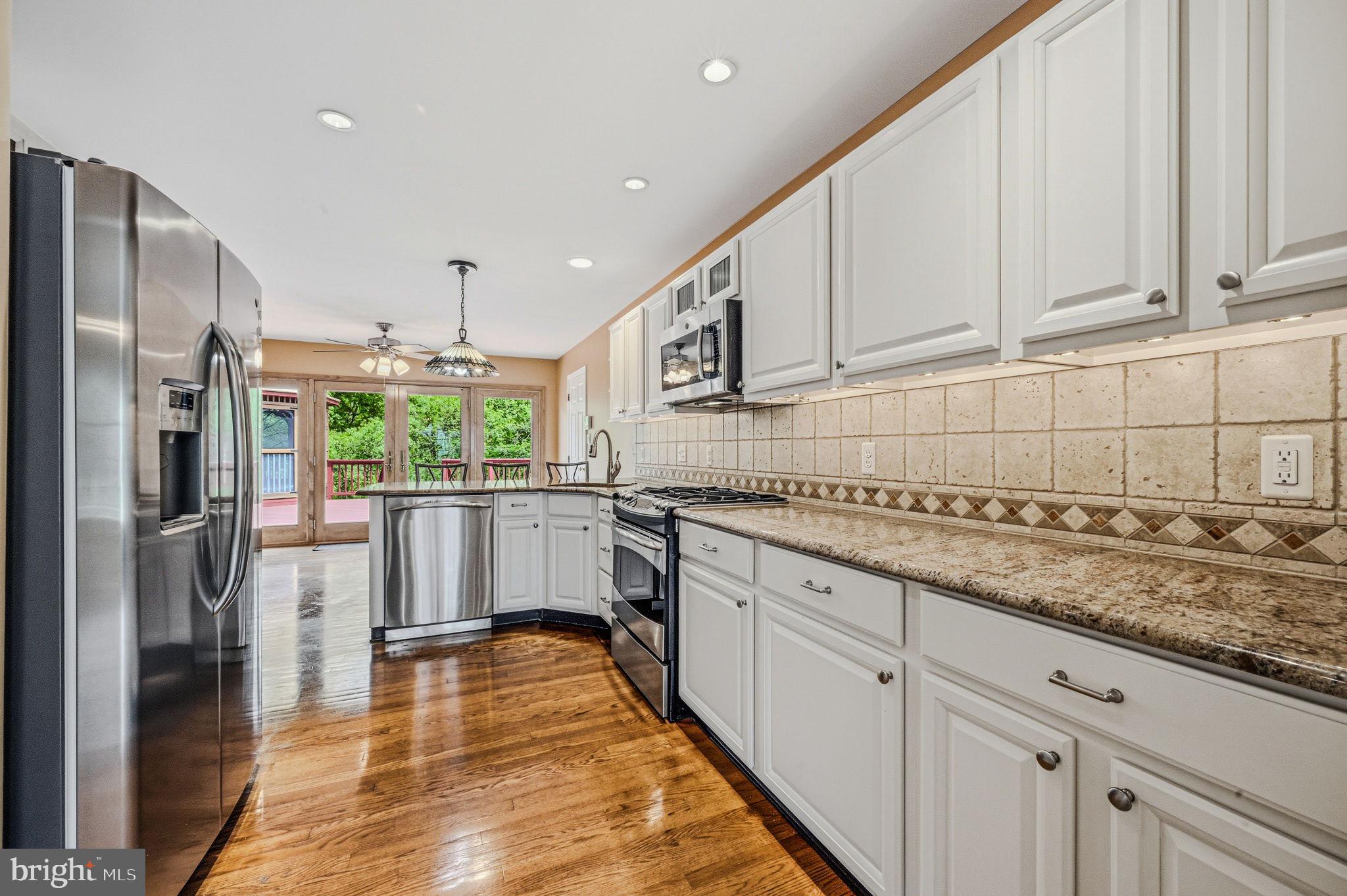 MANSION FARMS - Residential