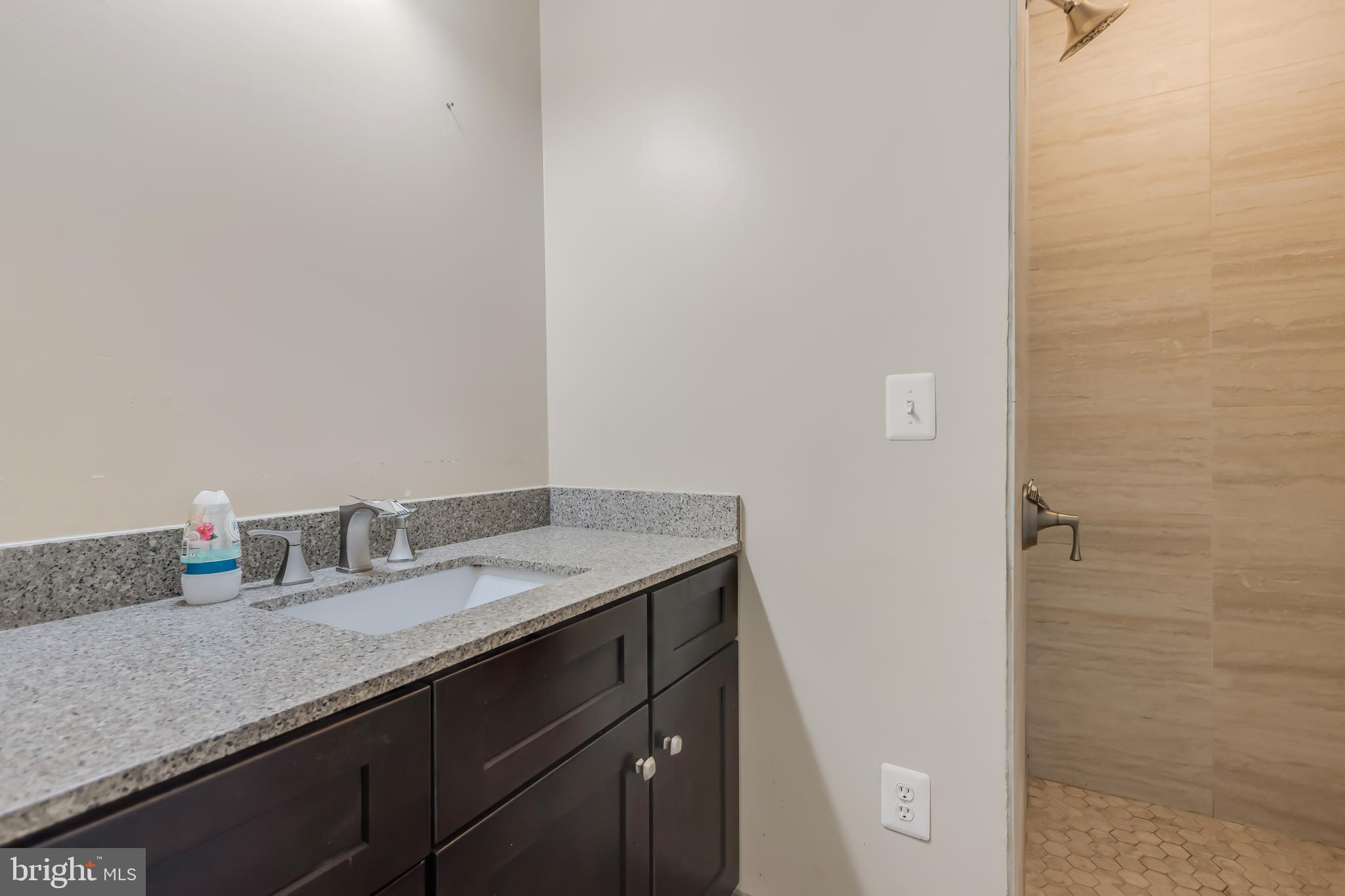 TANTALLON HILLS - Residential