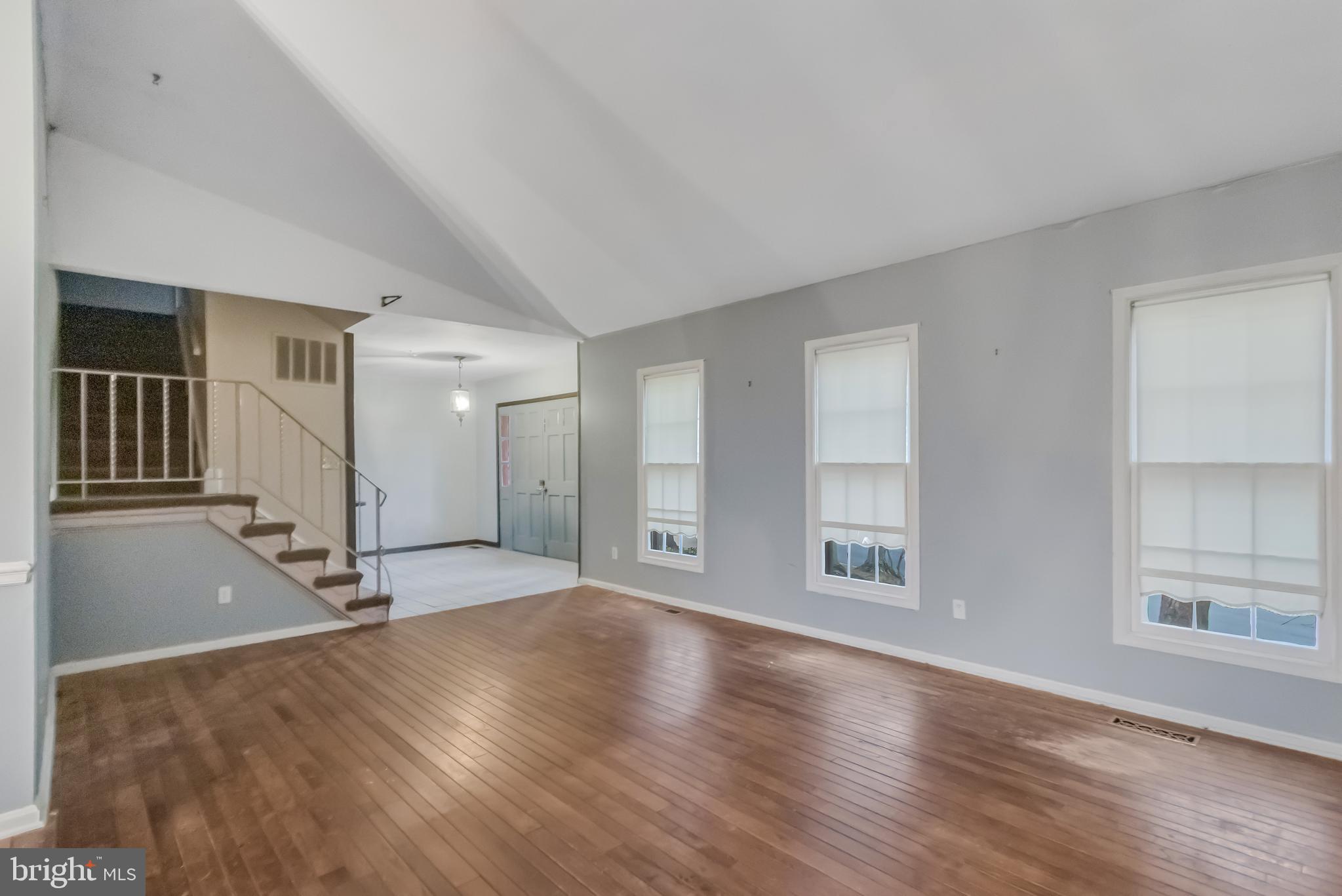 TANTALLON HILLS - Residential