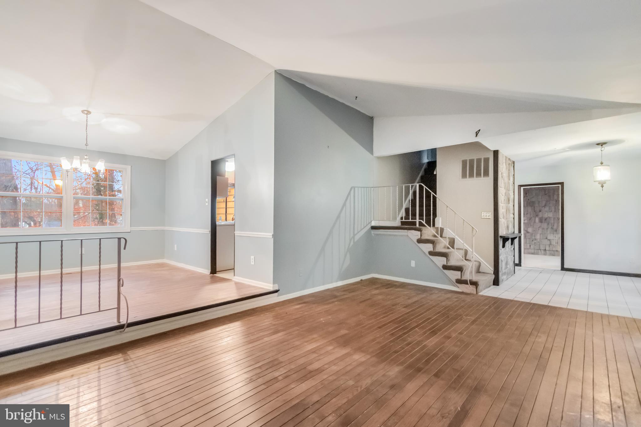 TANTALLON HILLS - Residential