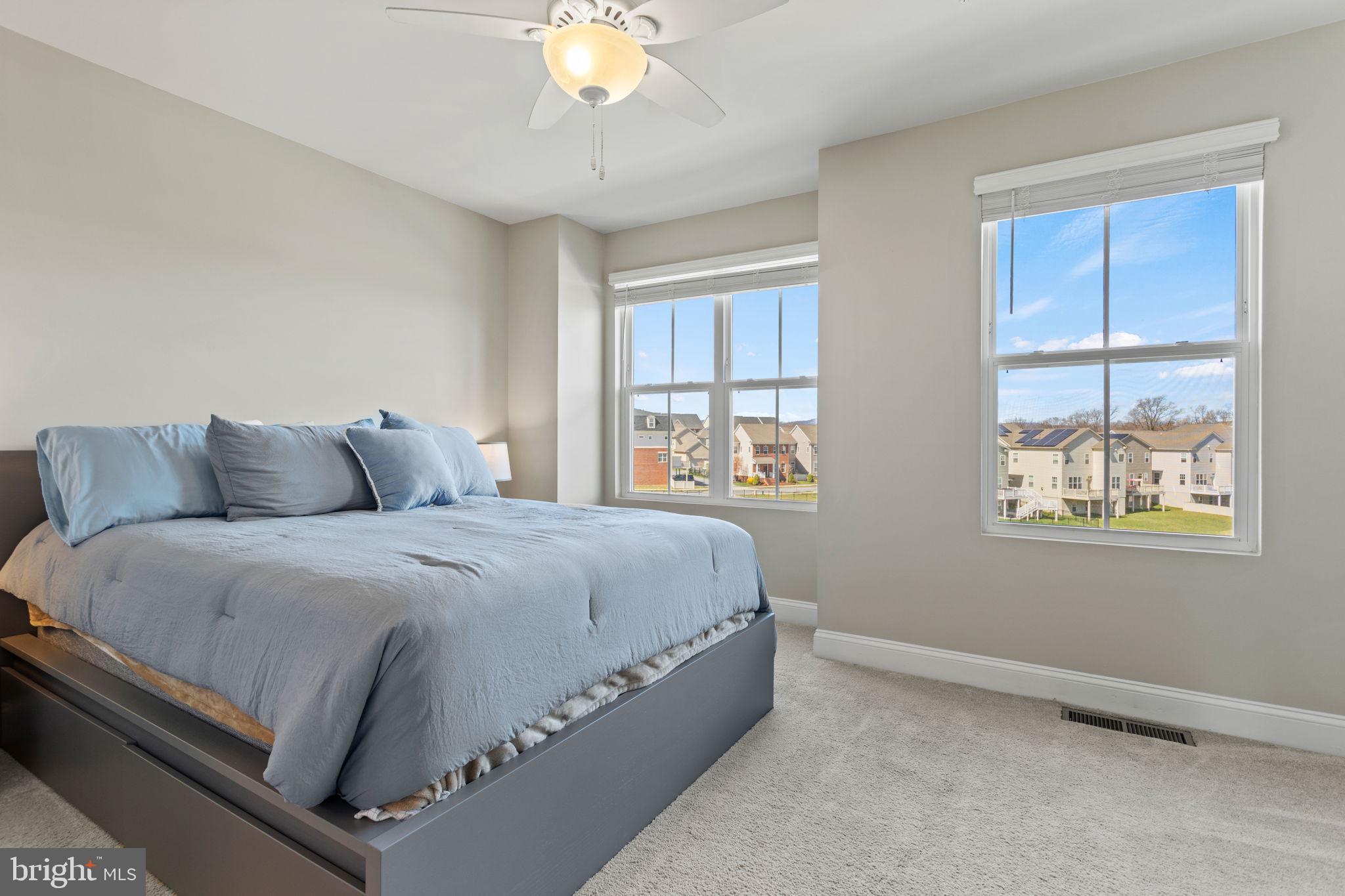 WESTVIEW SOUTH - Residential