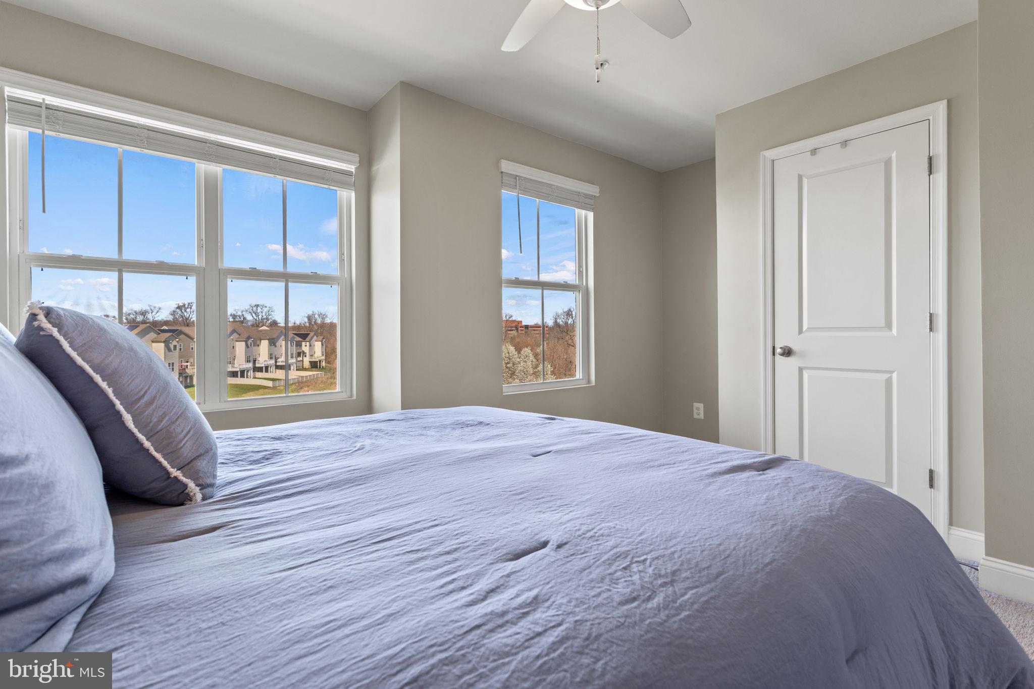 WESTVIEW SOUTH - Residential