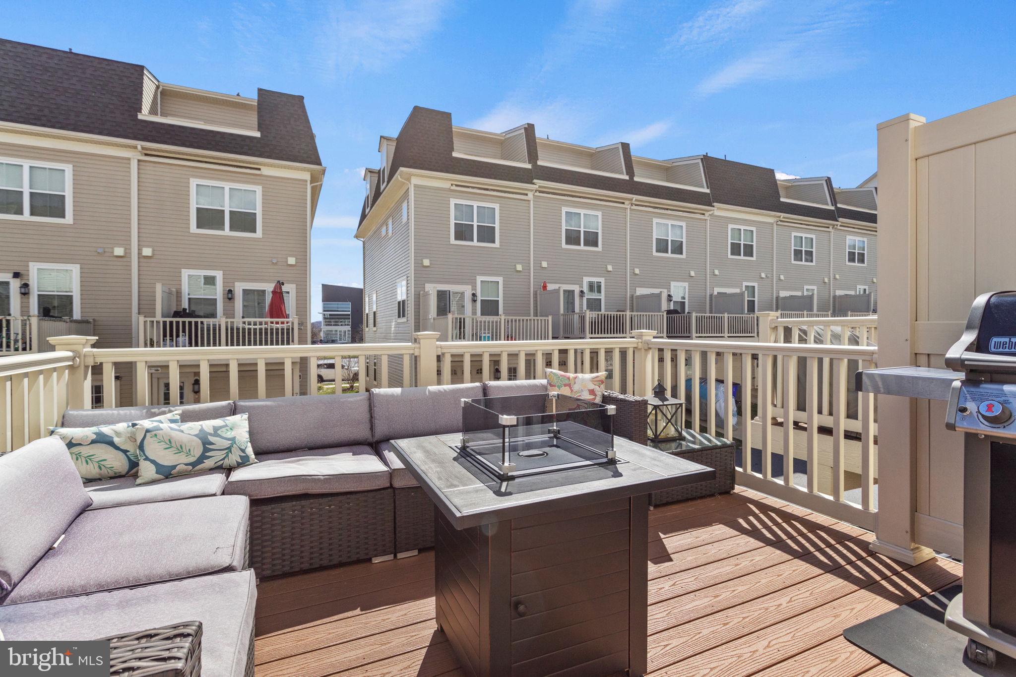 WESTVIEW SOUTH - Residential