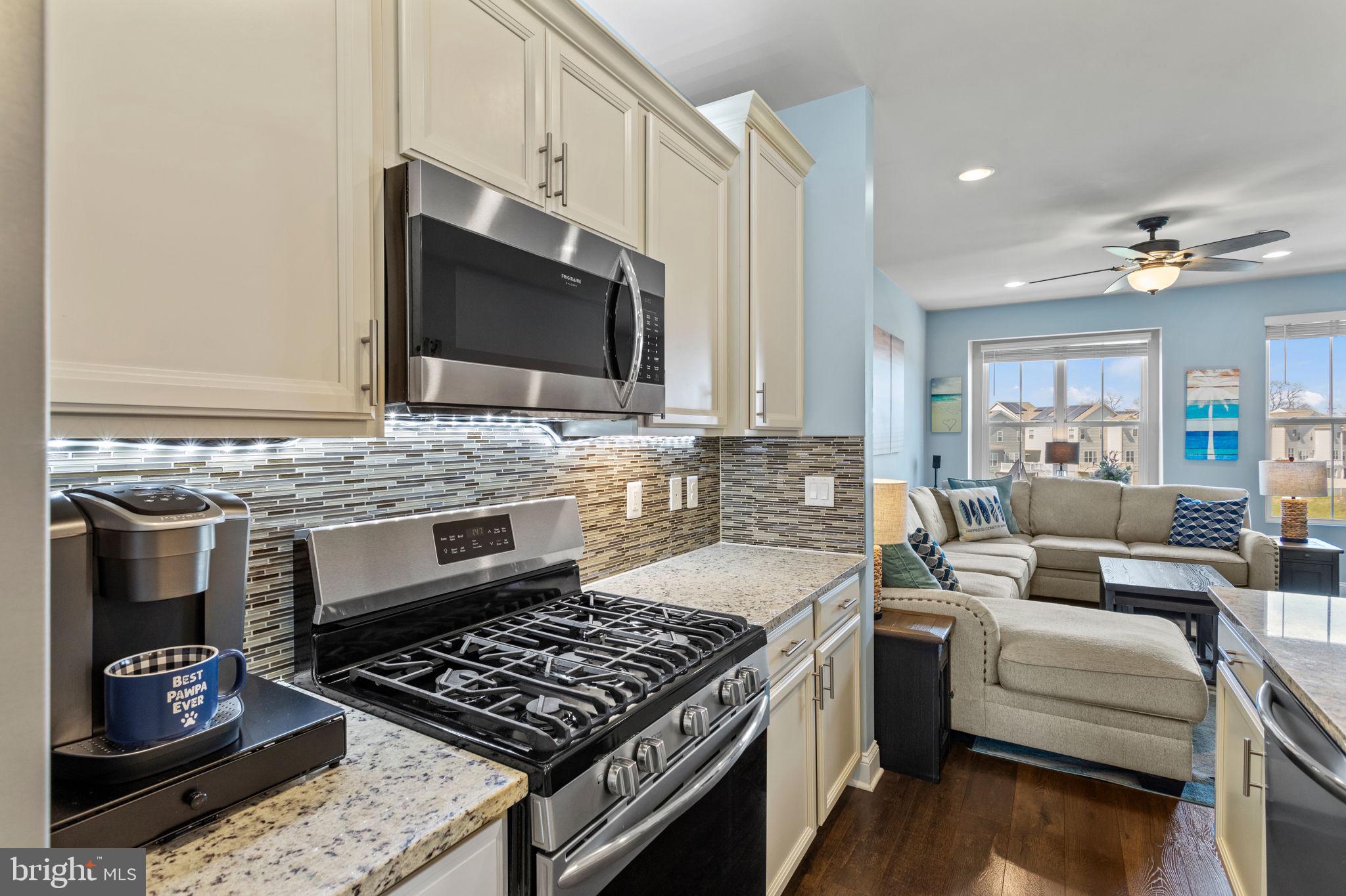 WESTVIEW SOUTH - Residential