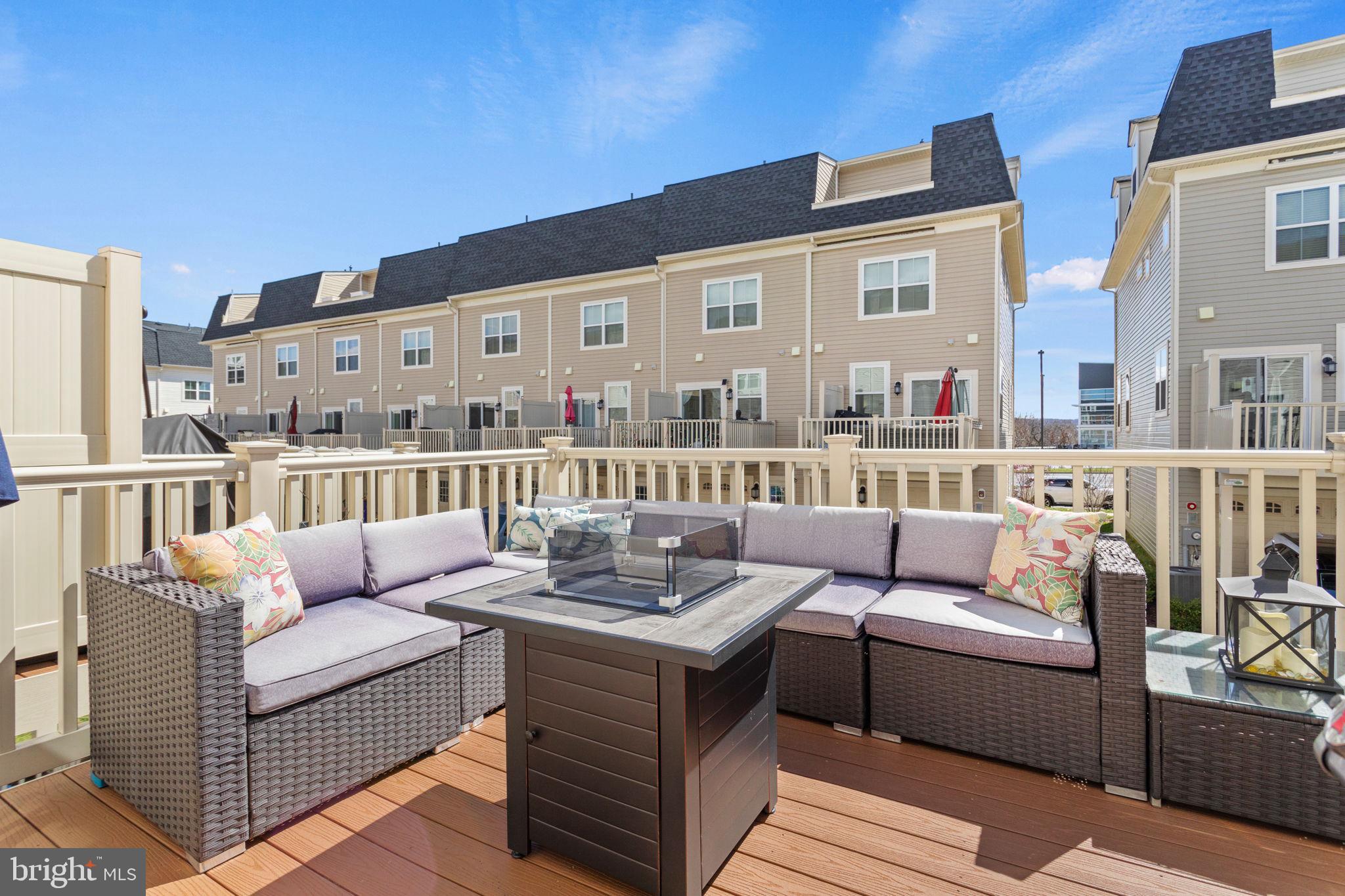 WESTVIEW SOUTH - Residential