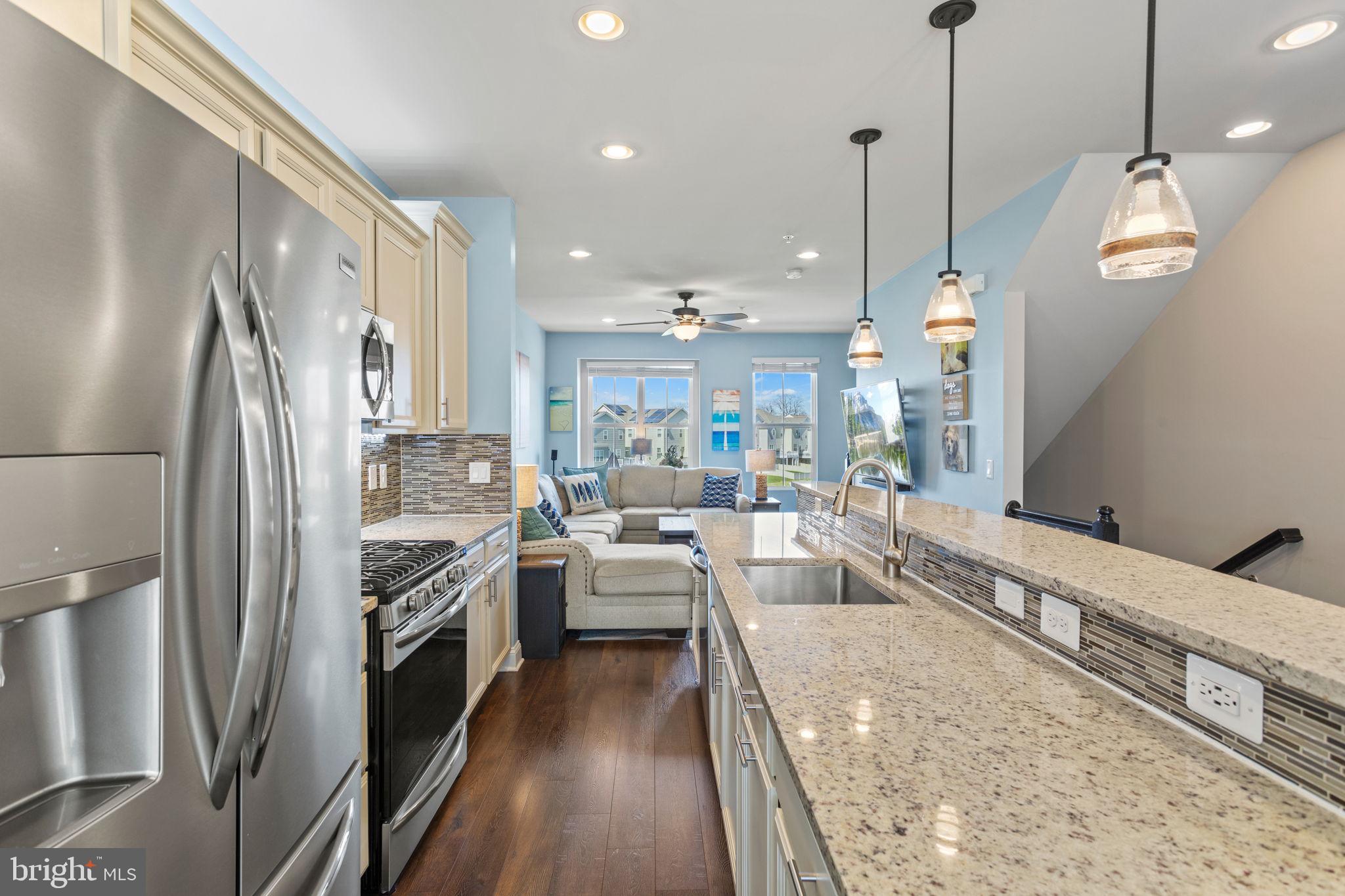 WESTVIEW SOUTH - Residential