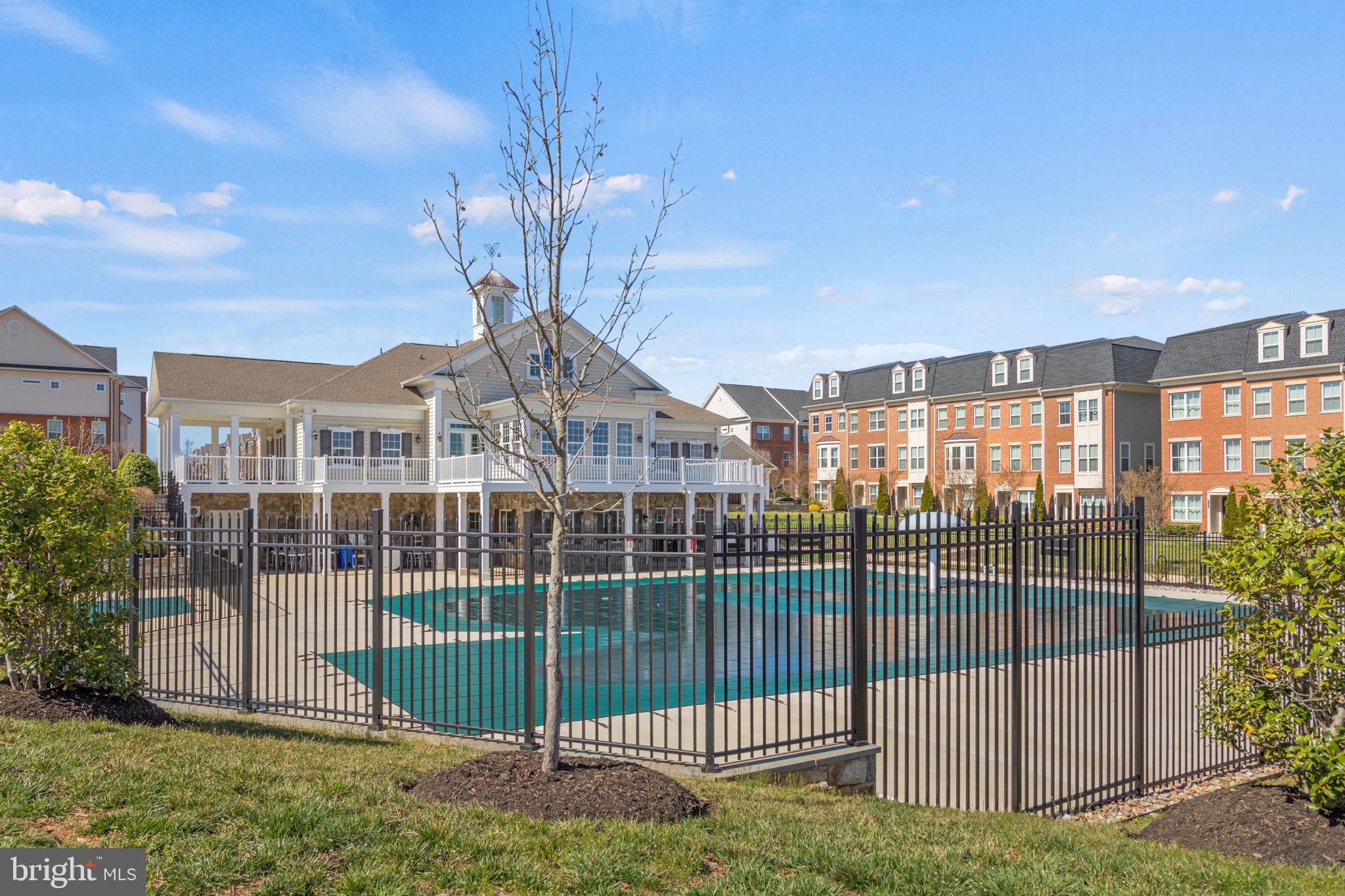 WESTVIEW SOUTH - Residential