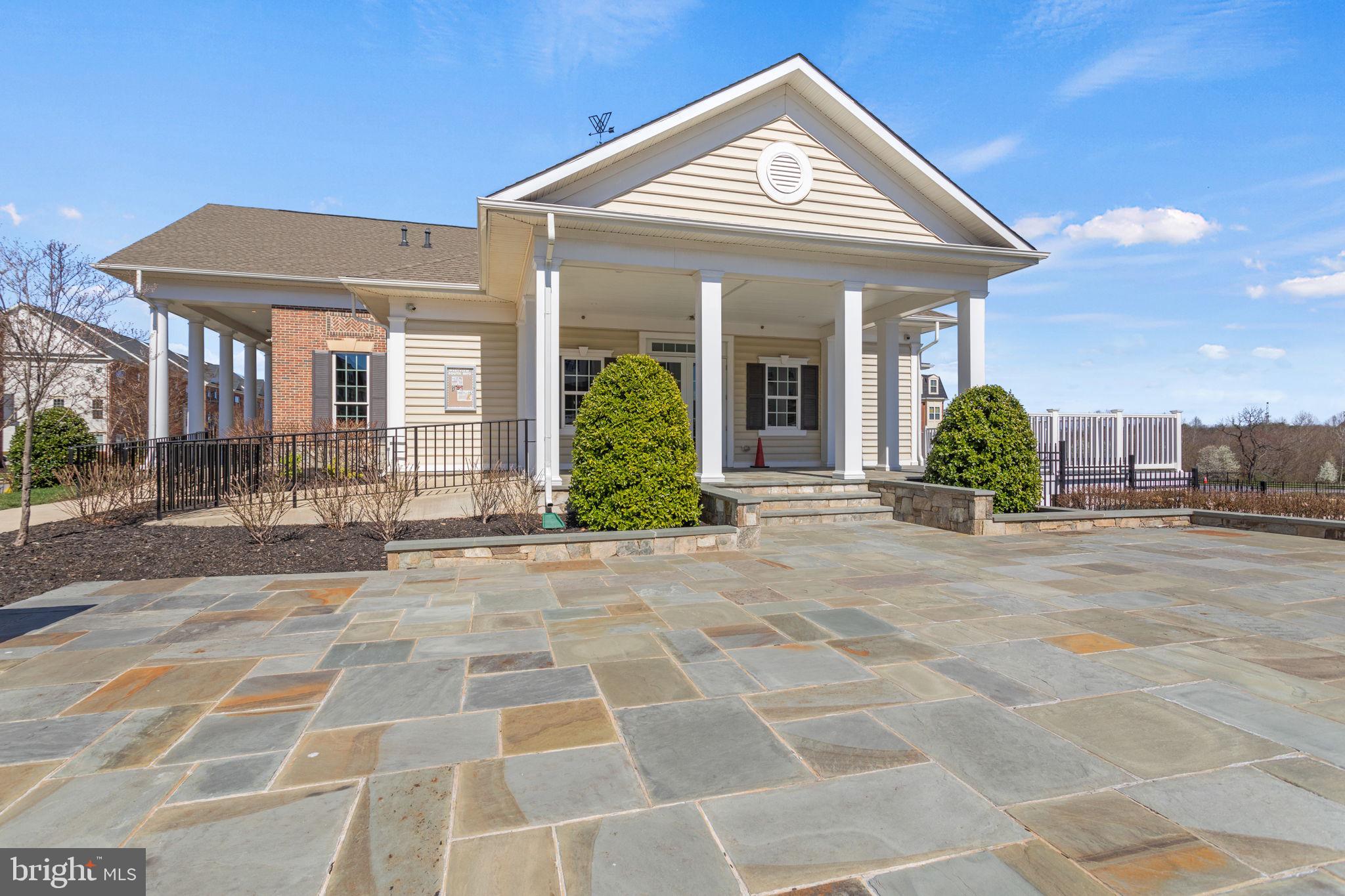 WESTVIEW SOUTH - Residential