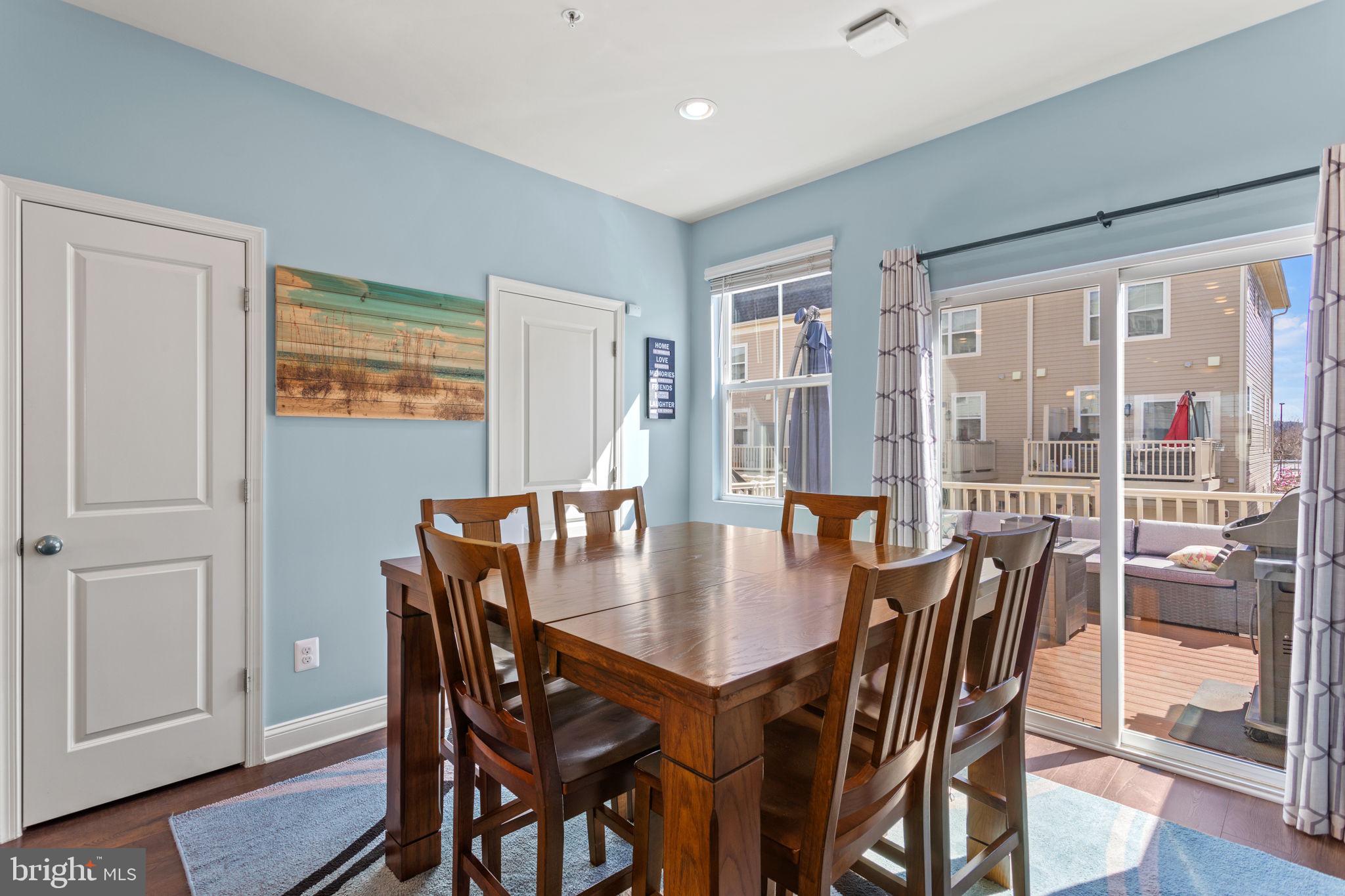 WESTVIEW SOUTH - Residential