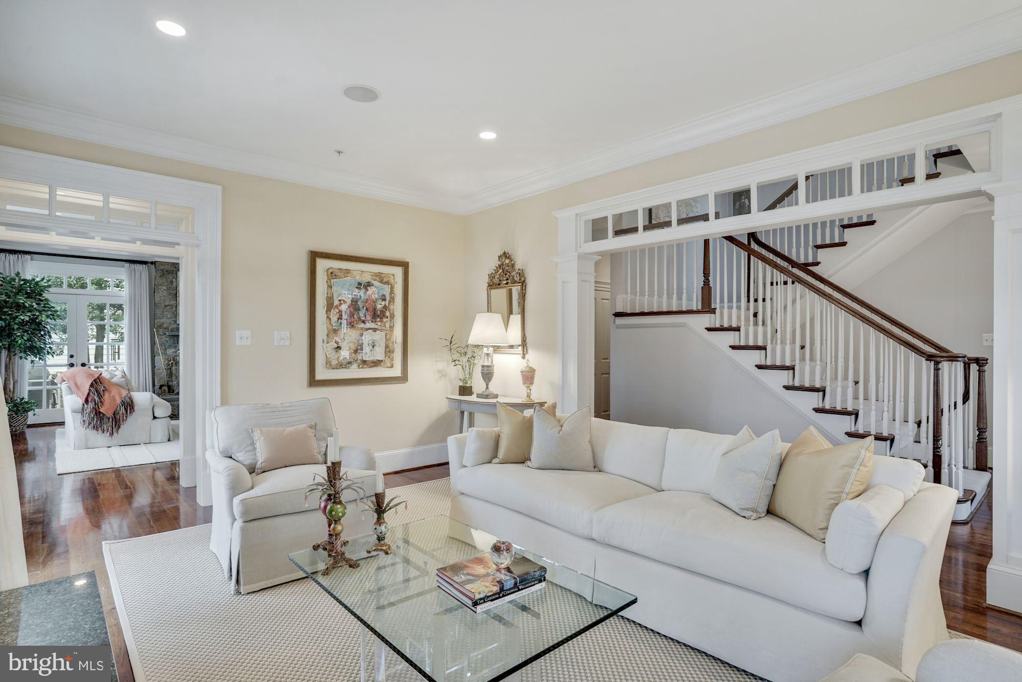 CHEVY CHASE - Residential