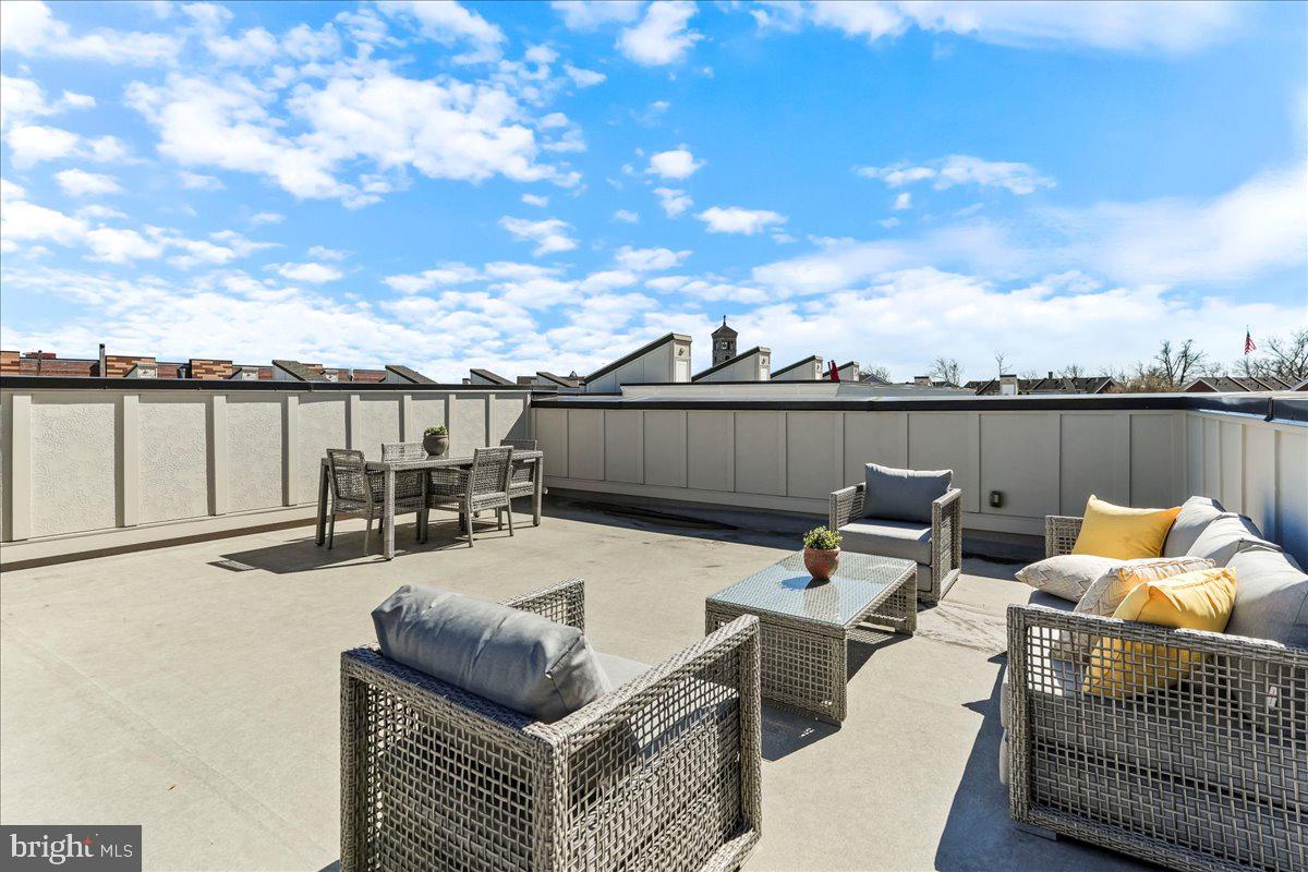 2400 SOUTH - Residential