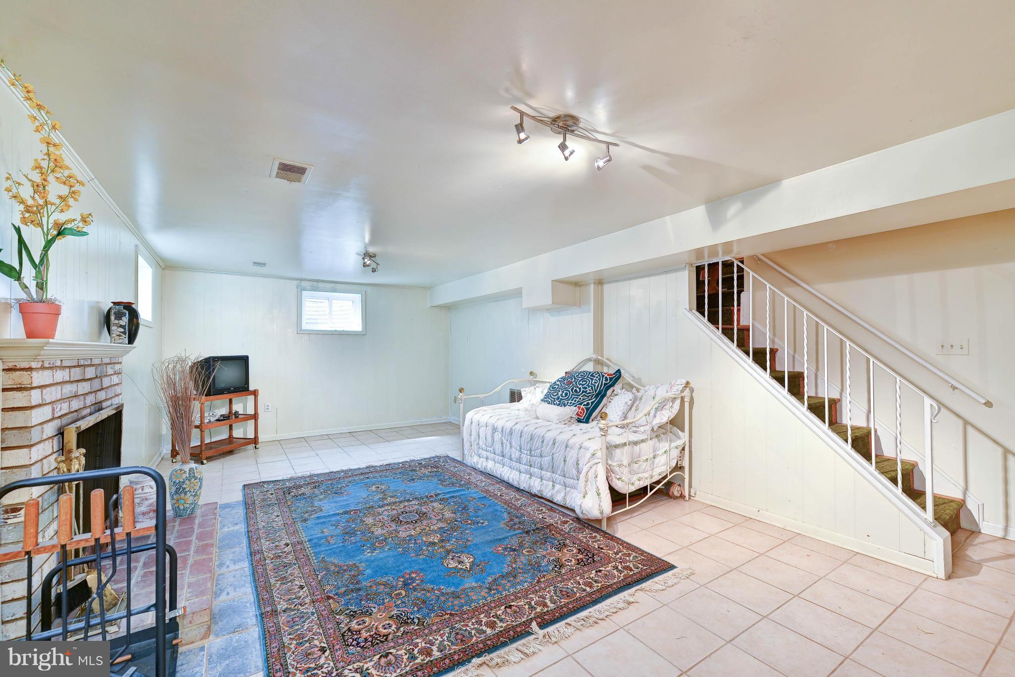 KERRYBROOKE - Residential