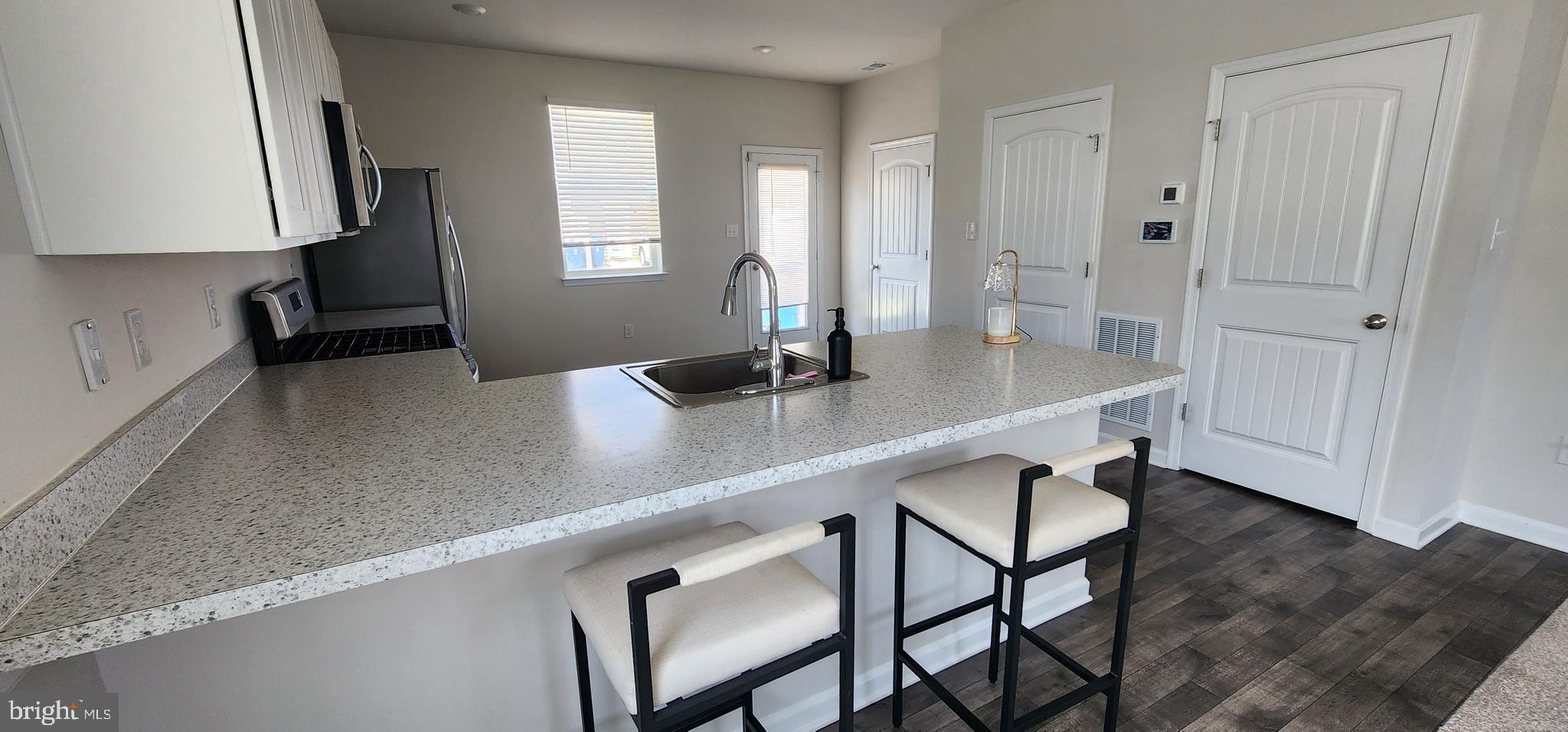 TIDBURY CROSSING - Residential