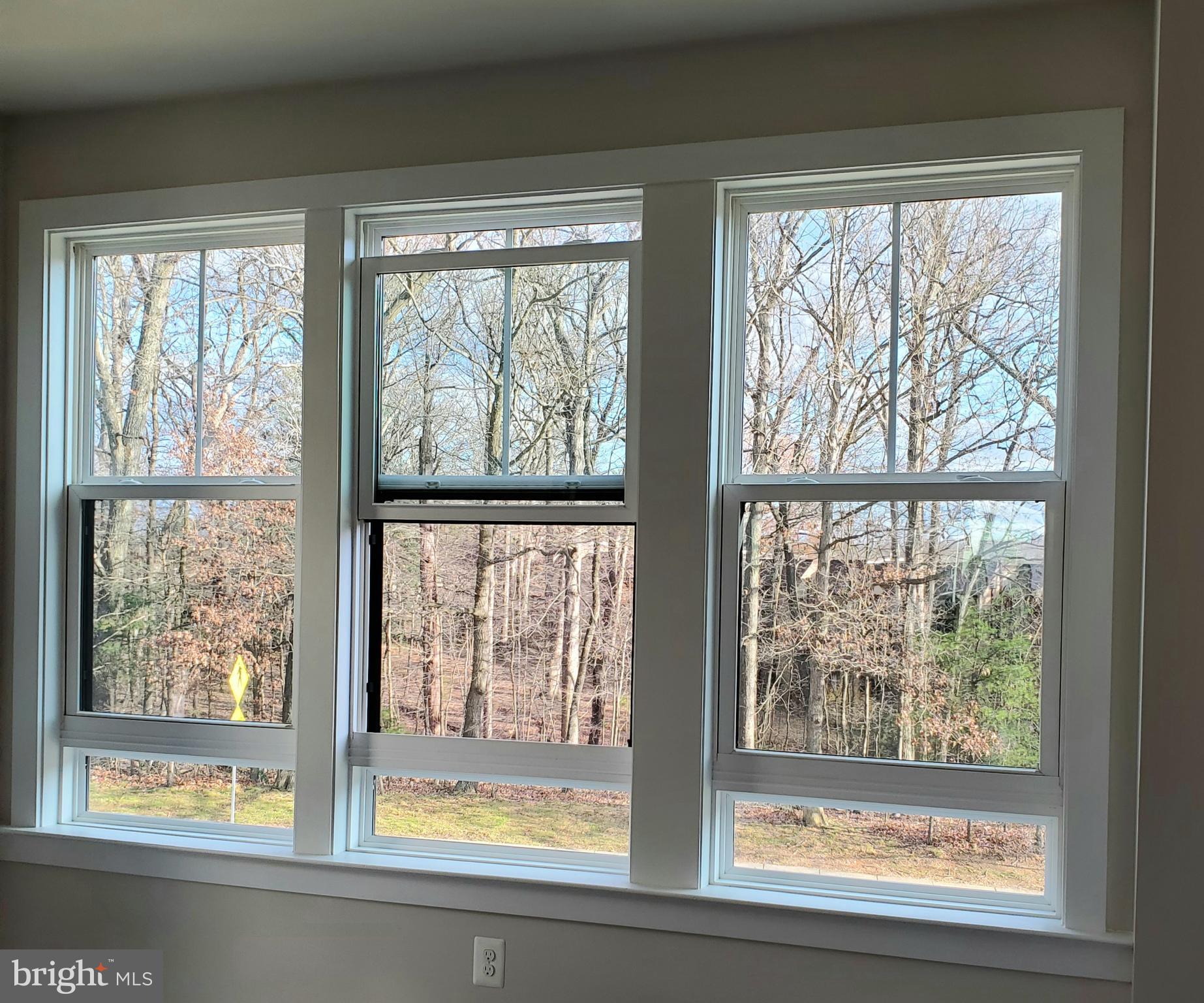TALL OAKS - Residential Lease