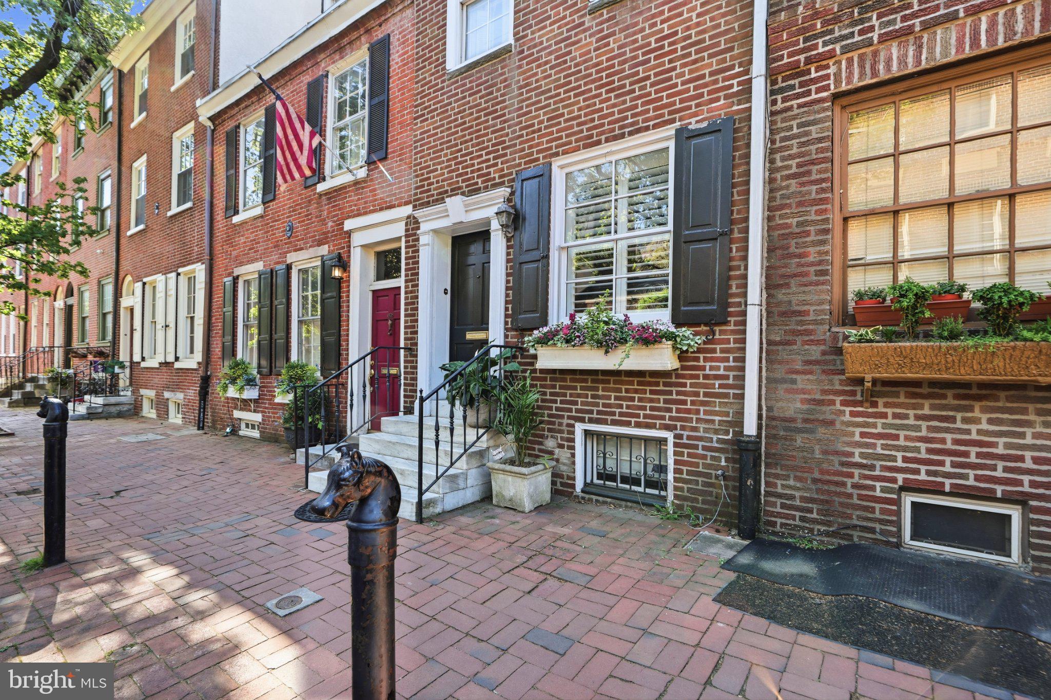 SOCIETY HILL - Residential