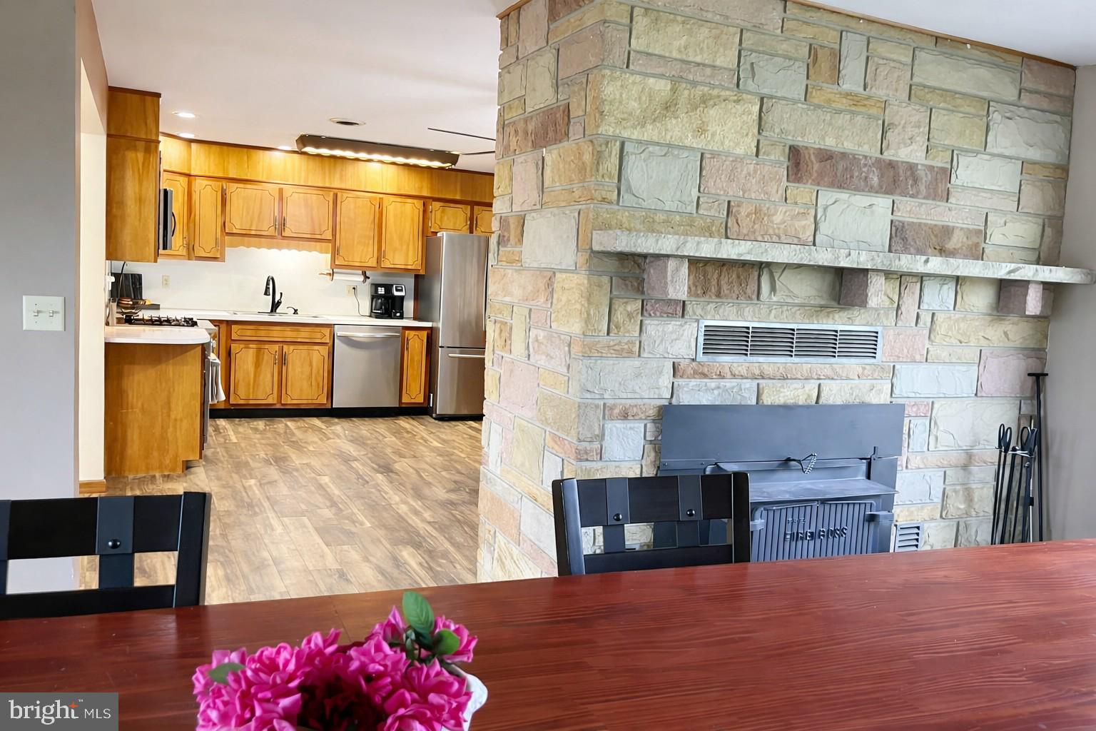 CHURCH HILL MANOR - Residential