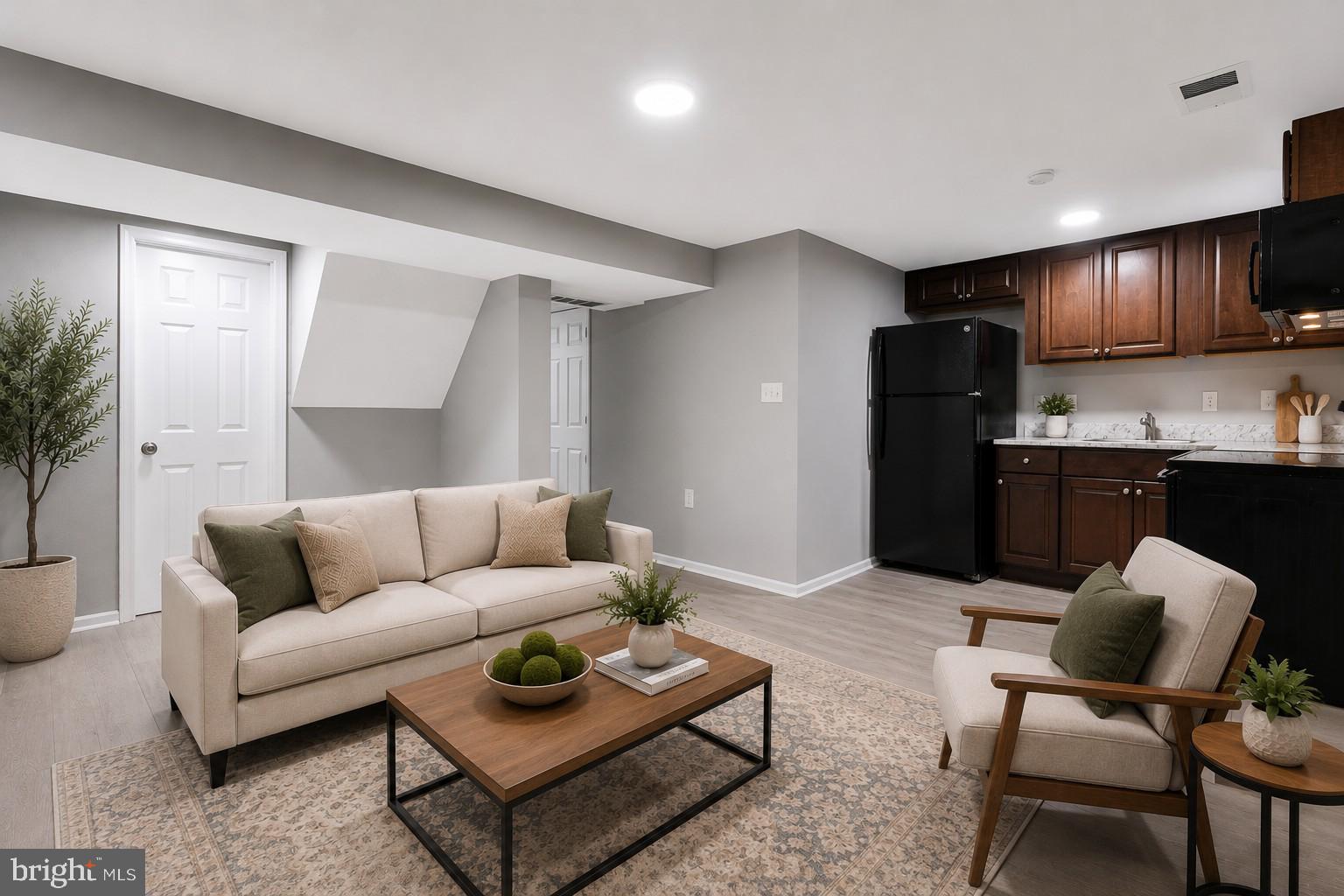GR CAPITOL HEIGHTS - Residential
