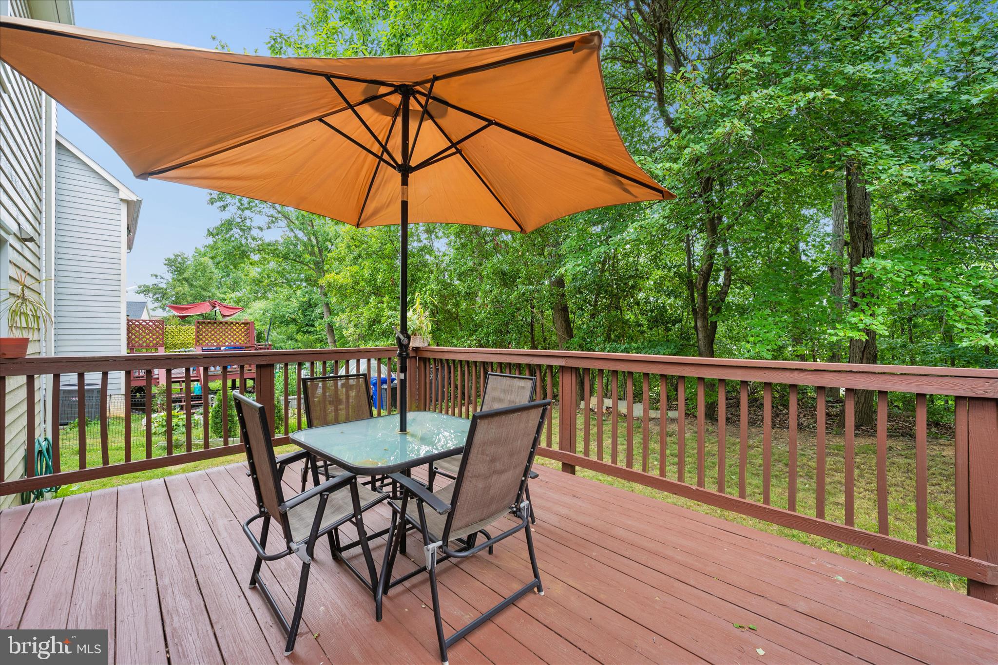 VALLEY STREAM ESTATES - Residential