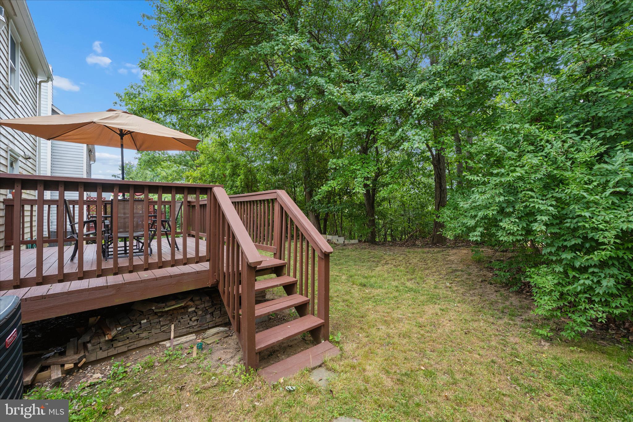 VALLEY STREAM ESTATES - Residential