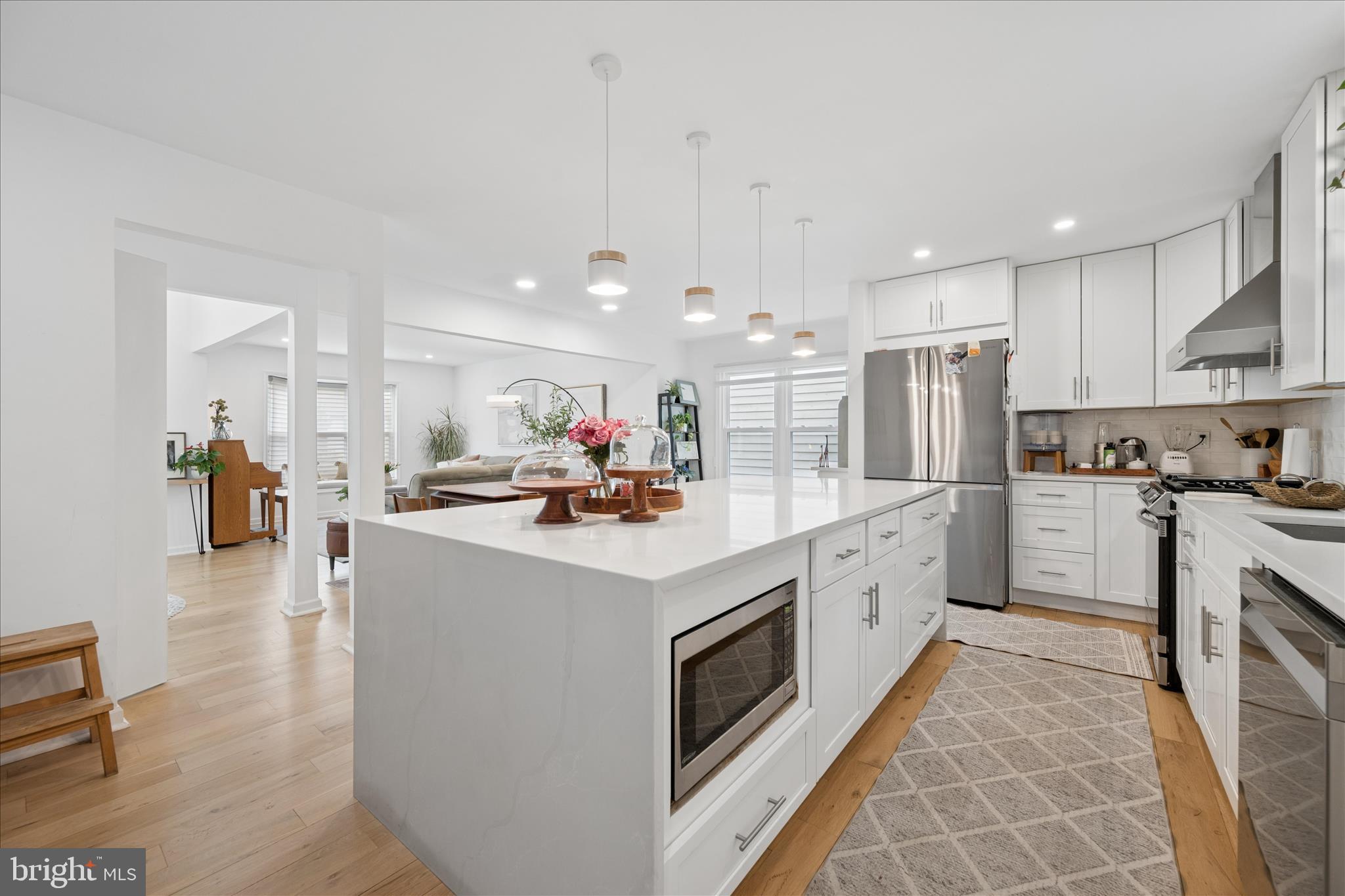 VALLEY STREAM ESTATES - Residential