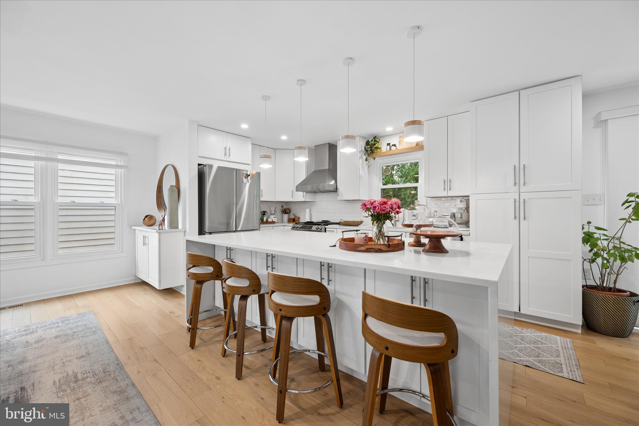VALLEY STREAM ESTATES - Residential