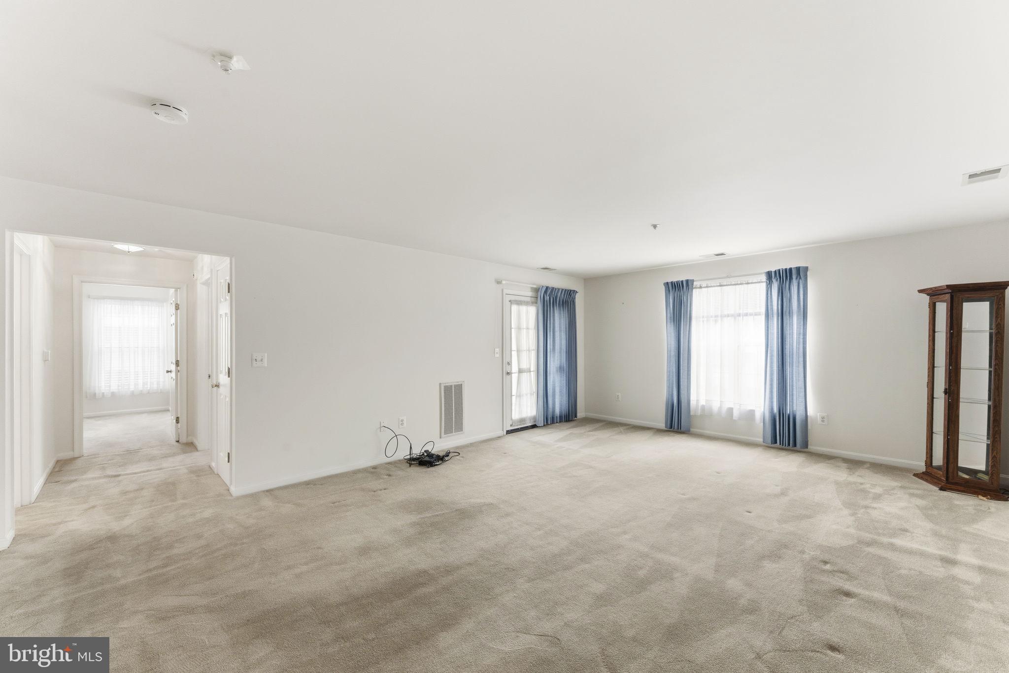WINIFRED MANOR - Residential