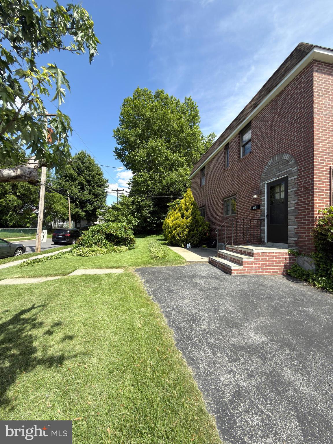 BROOKHAVEN - Residential