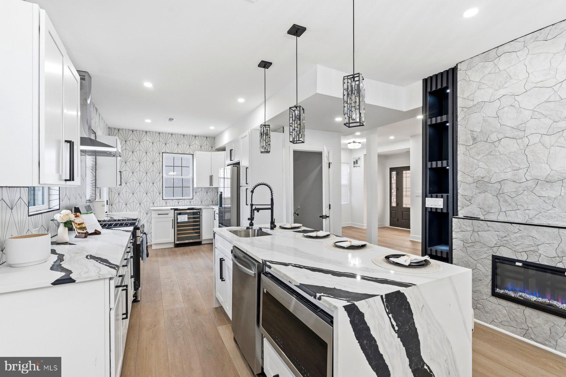 ASHBURTON HISTORIC DISTRICT - Residential