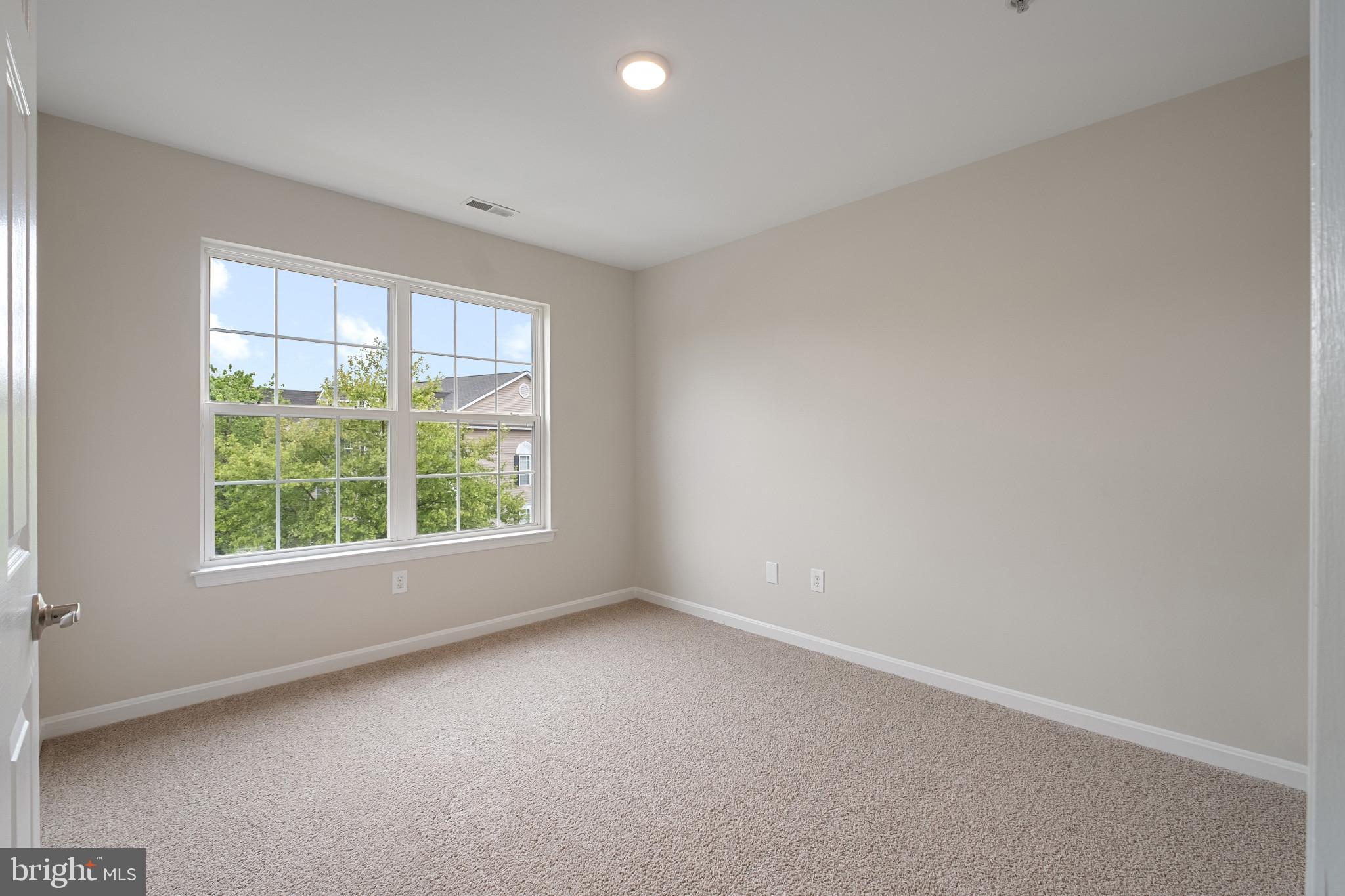 SANDY MEADOWS - Residential