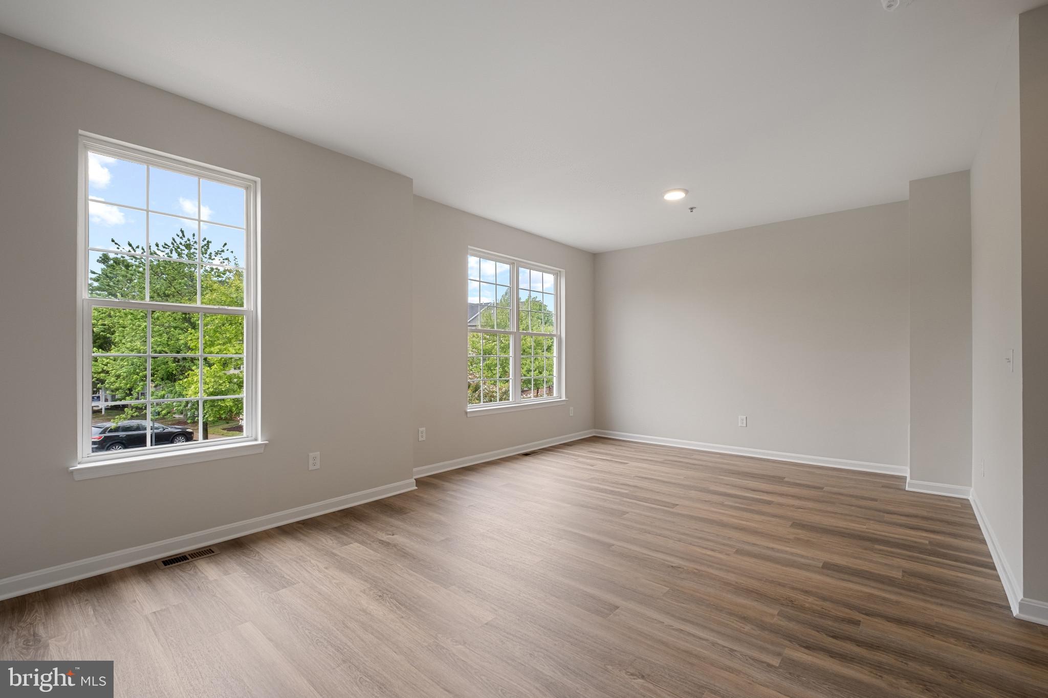 SANDY MEADOWS - Residential