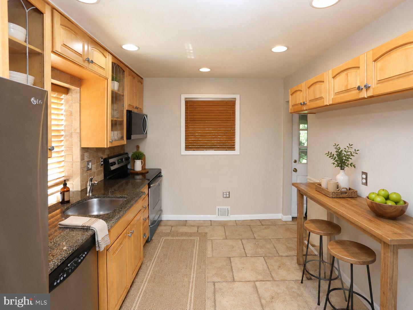 ROSEWOOD - Residential