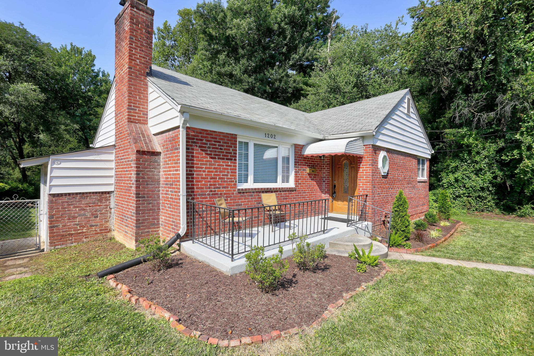 ROSEWOOD - Residential