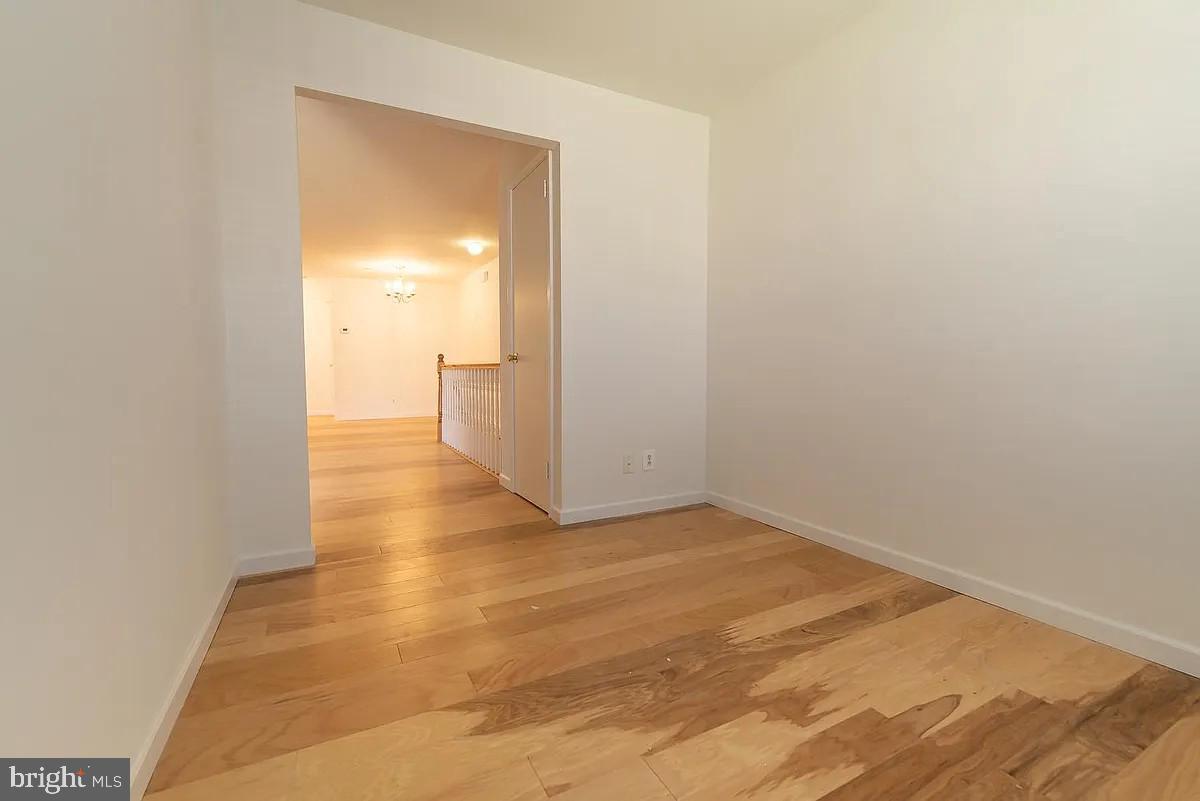 OXFORD OF BLUE BELL - Residential
