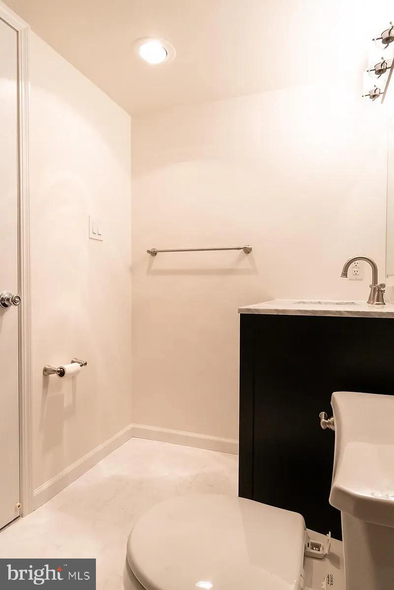 OXFORD OF BLUE BELL - Residential